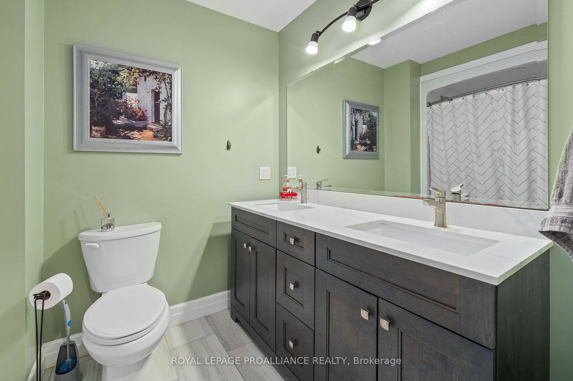2263 Victoria Rd Property Photo 20