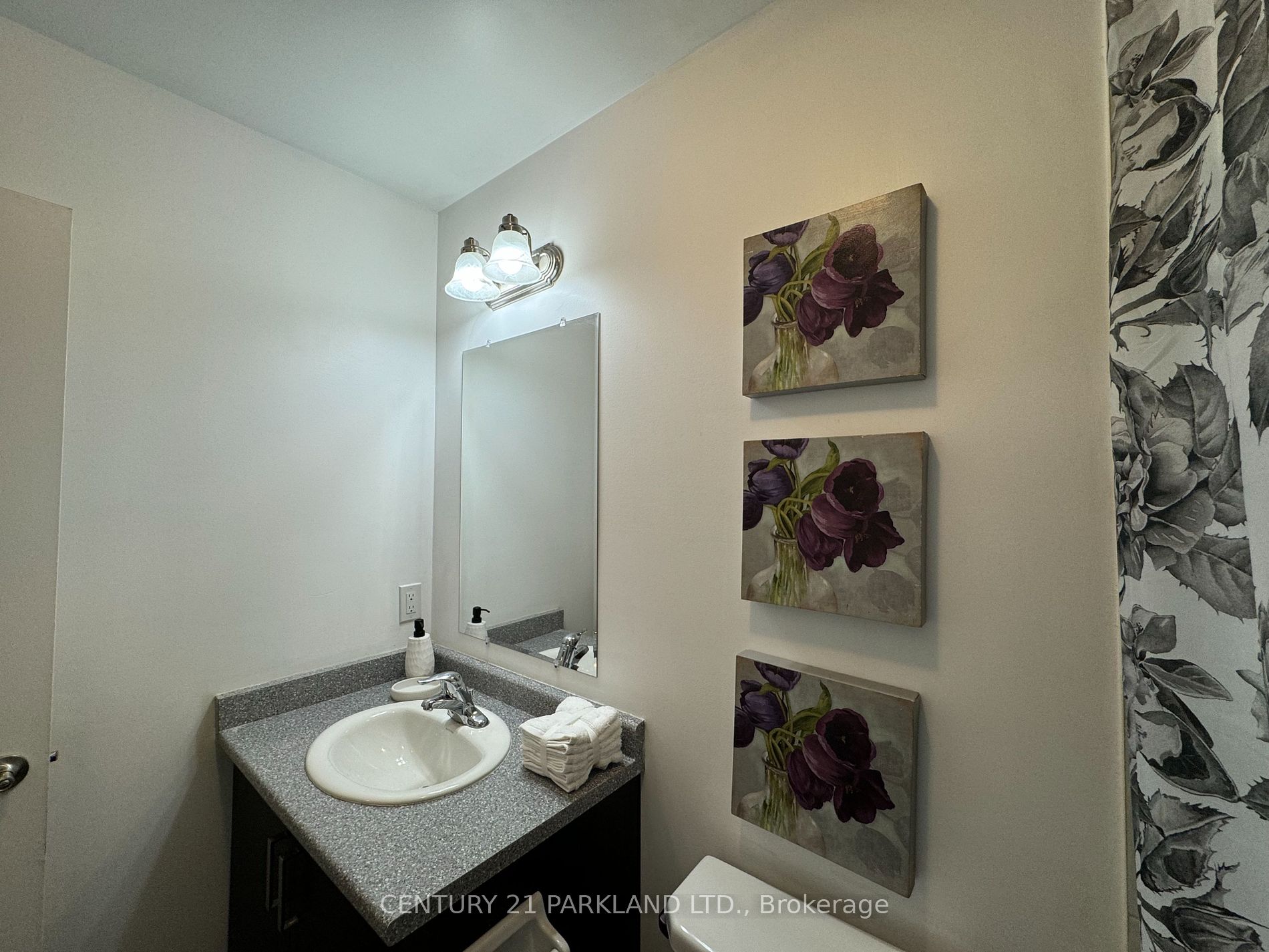 128 Berkshire Dr Property Photo 25