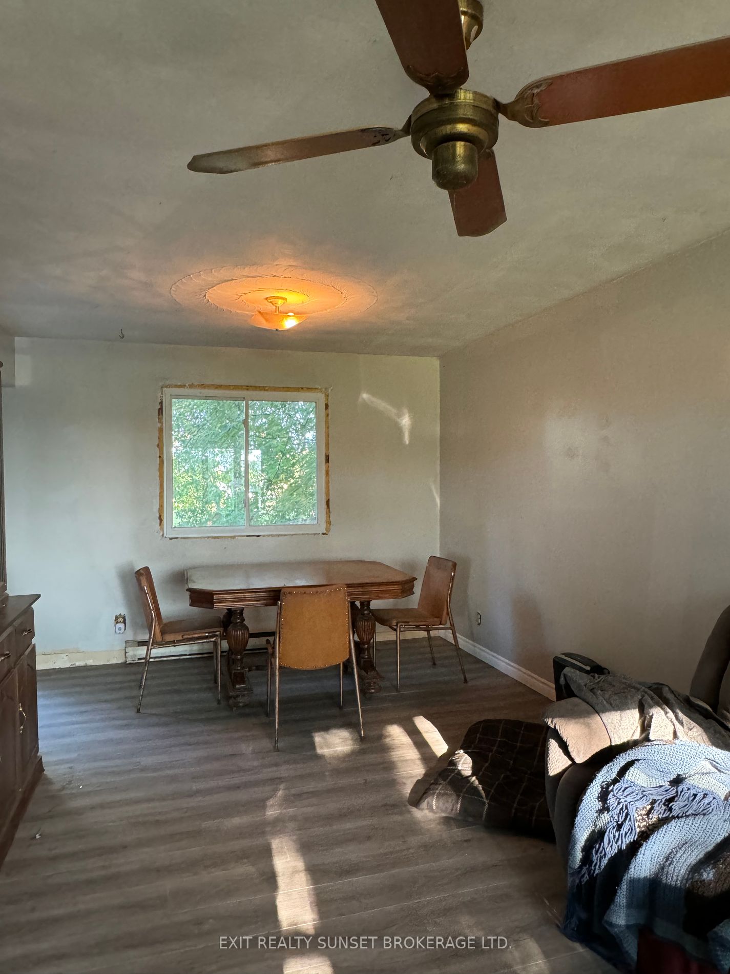 113 Anderson Dr Property Photo 2
