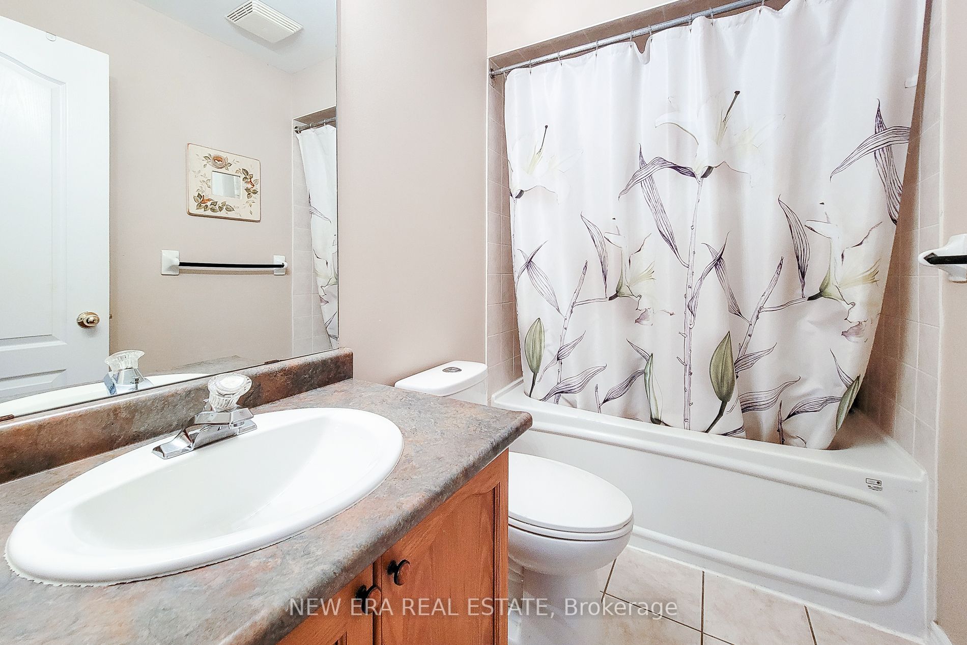3 Hartland Rd Property Photo 26