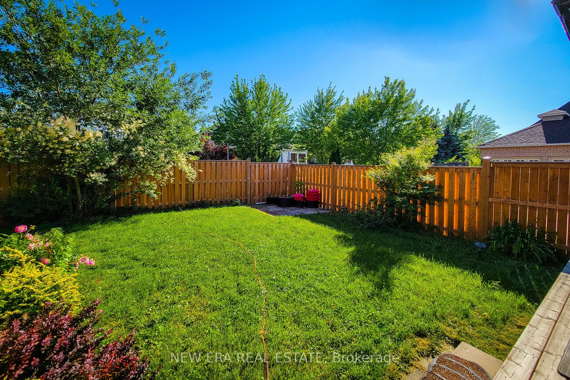 3 Hartland Rd Property Photo 38