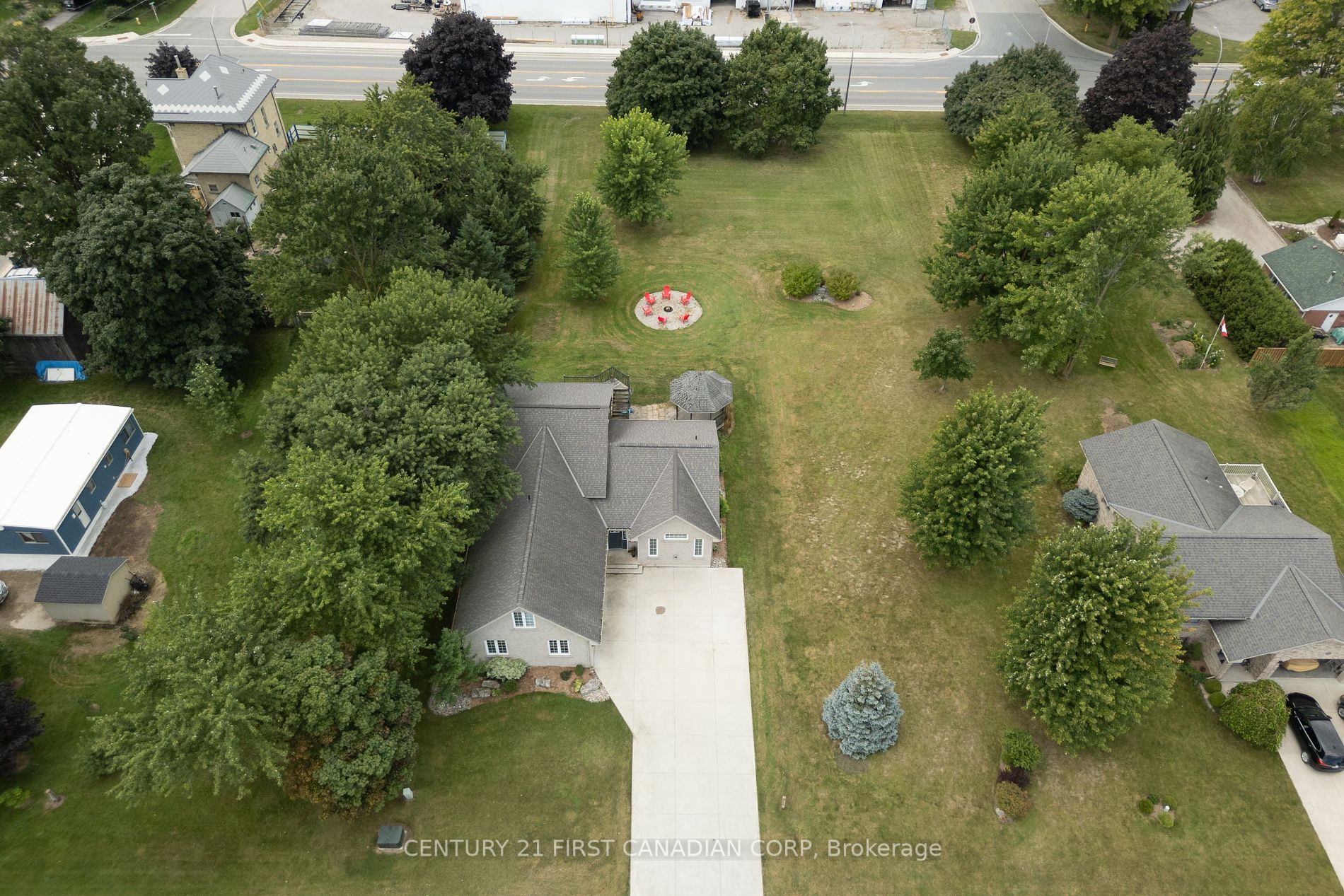 66 Lorne Ave Property Photo 2