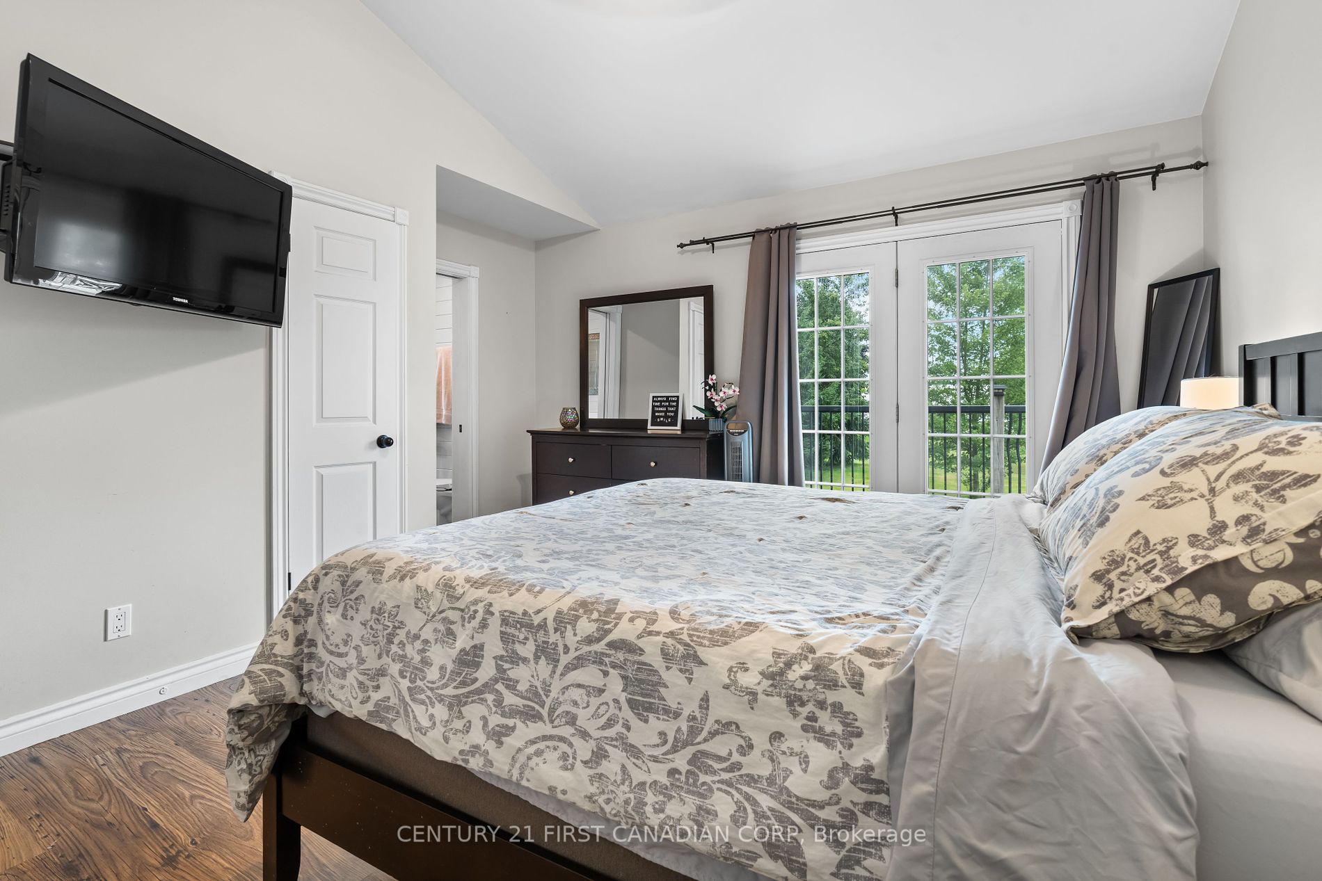 66 Lorne Ave Property Photo 15