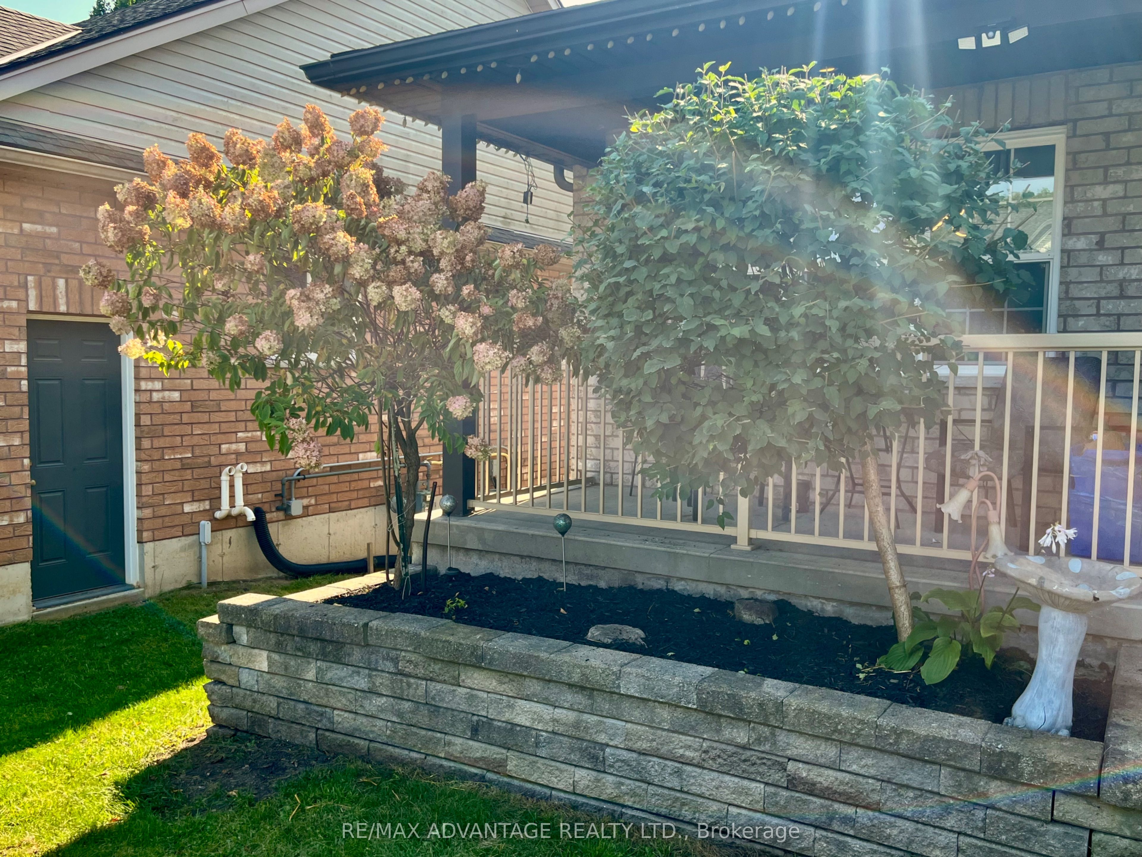 12 Henderson Court Property Photo 5