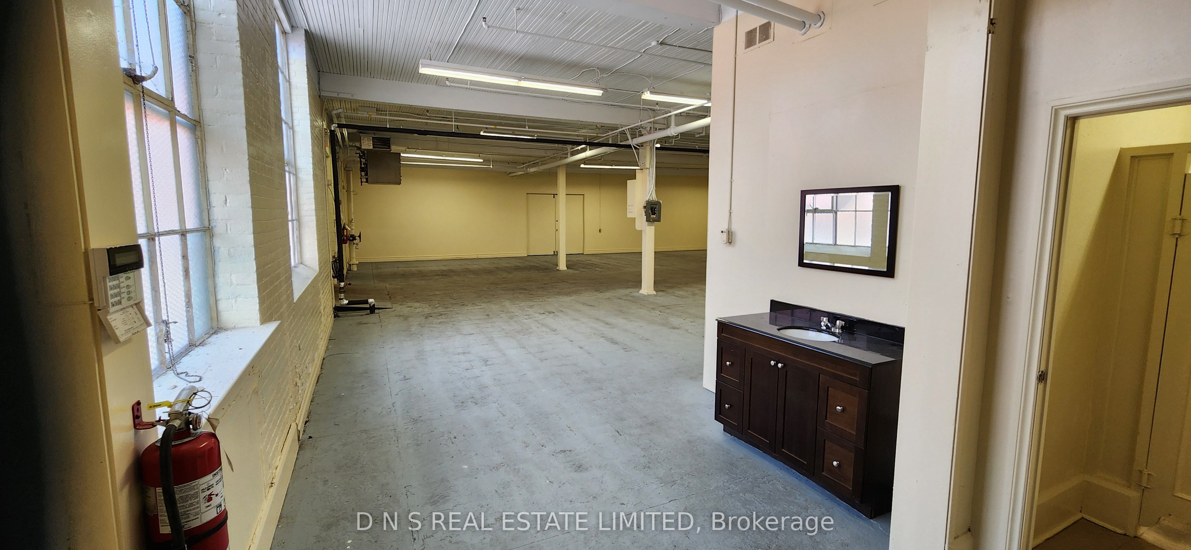 #15 - 280 Perry Street Property Photo 3