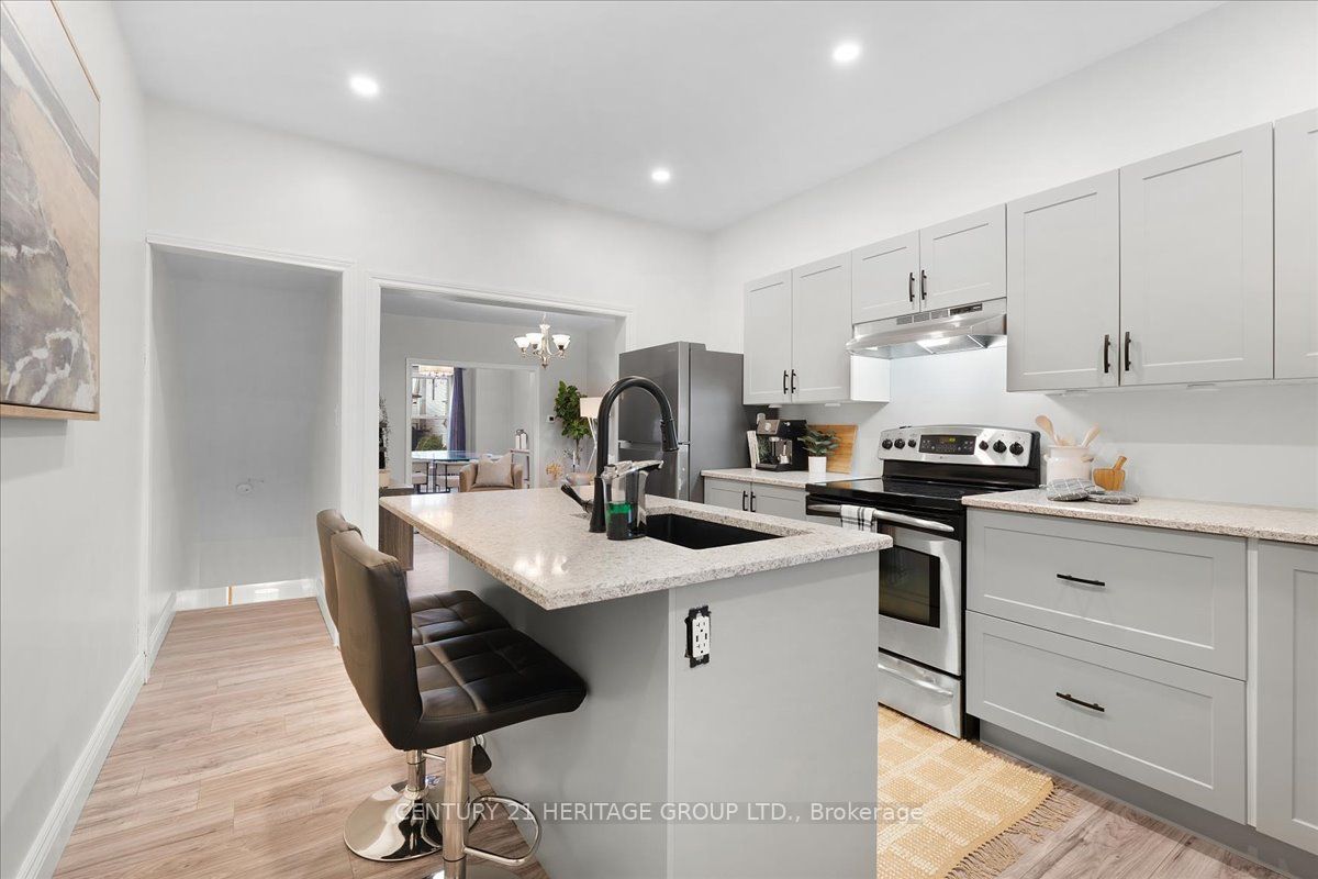 31 William St Property Photo 6