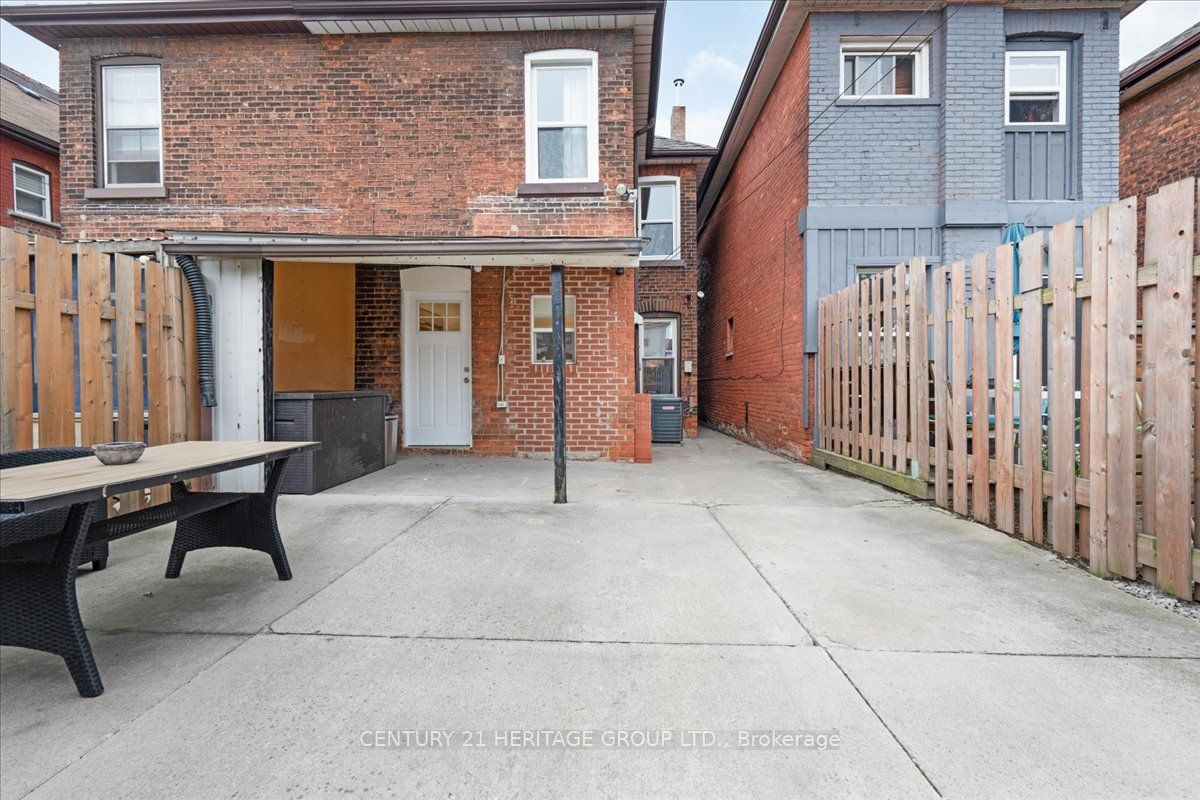 31 William St Property Photo 31