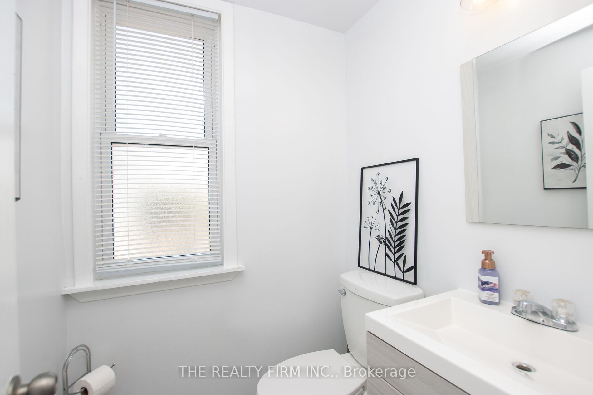 428 Saul St Property Photo 11