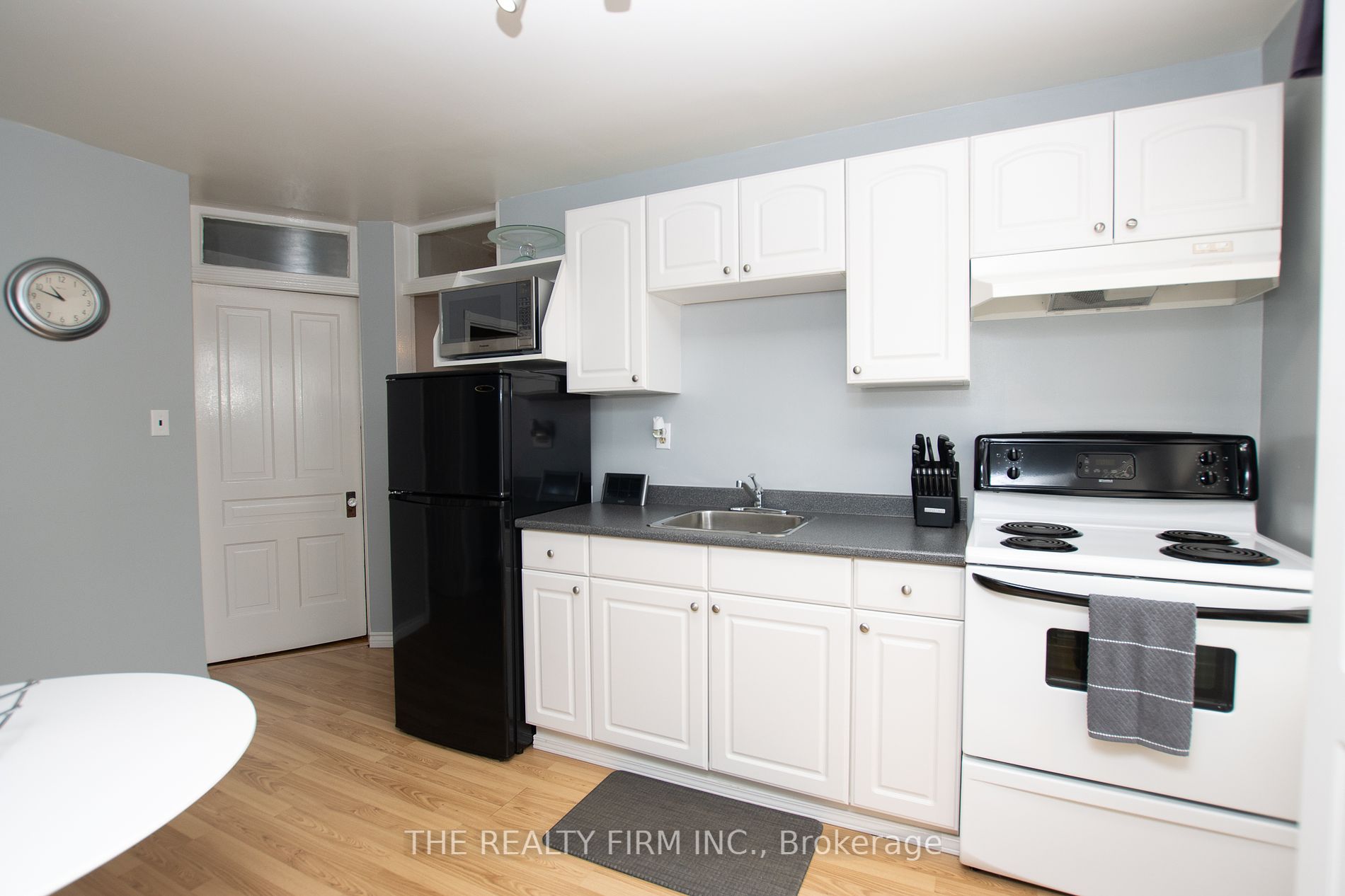 428 Saul St Property Photo 22