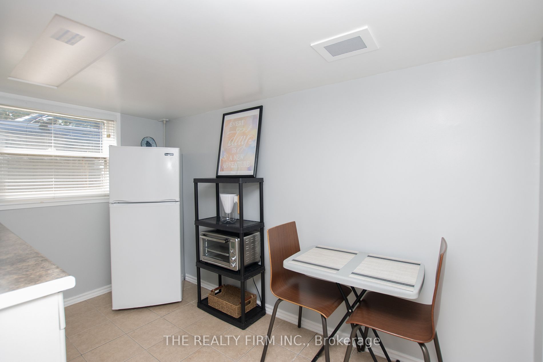 428 Saul St Property Photo 29
