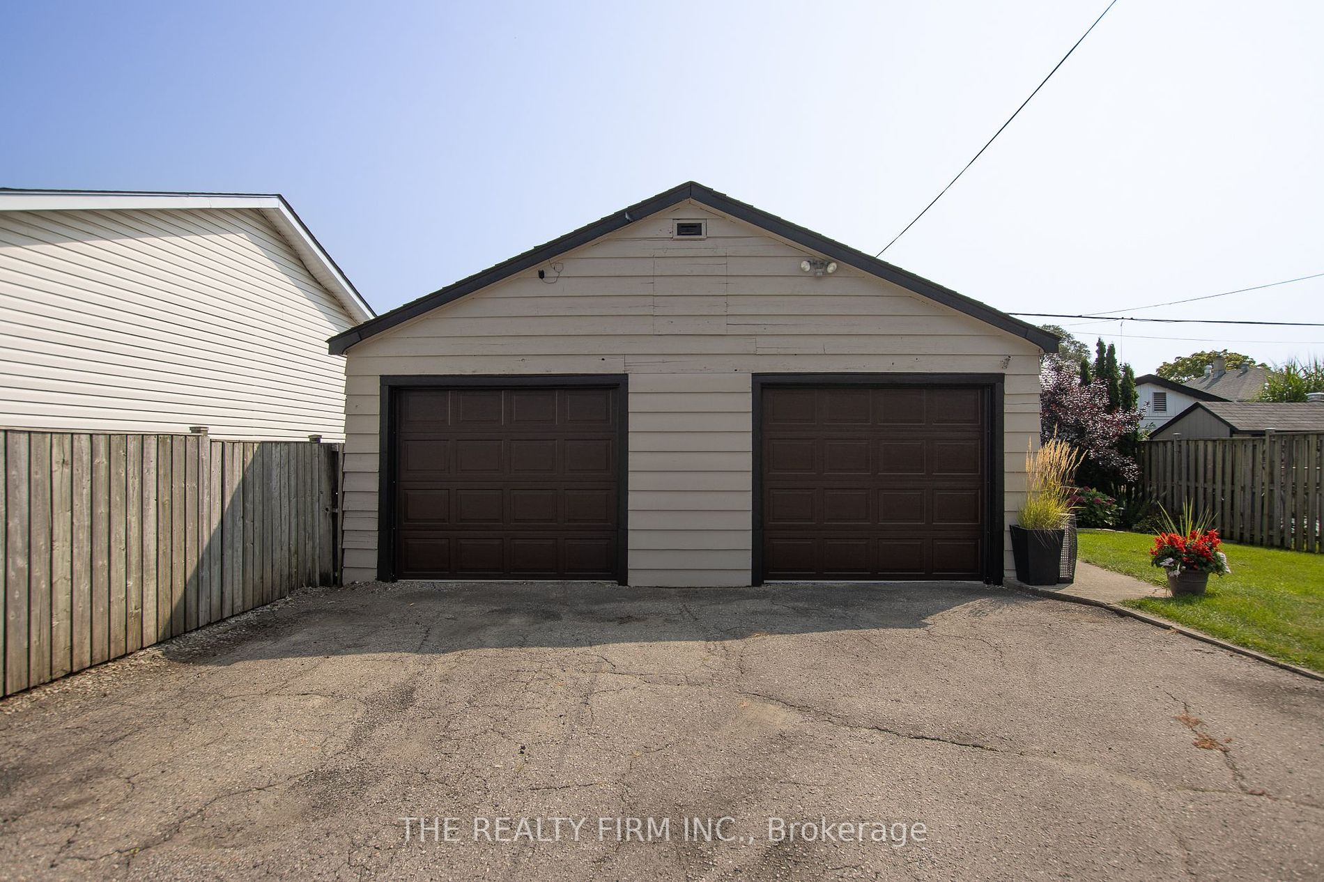 428 Saul St Property Photo 31