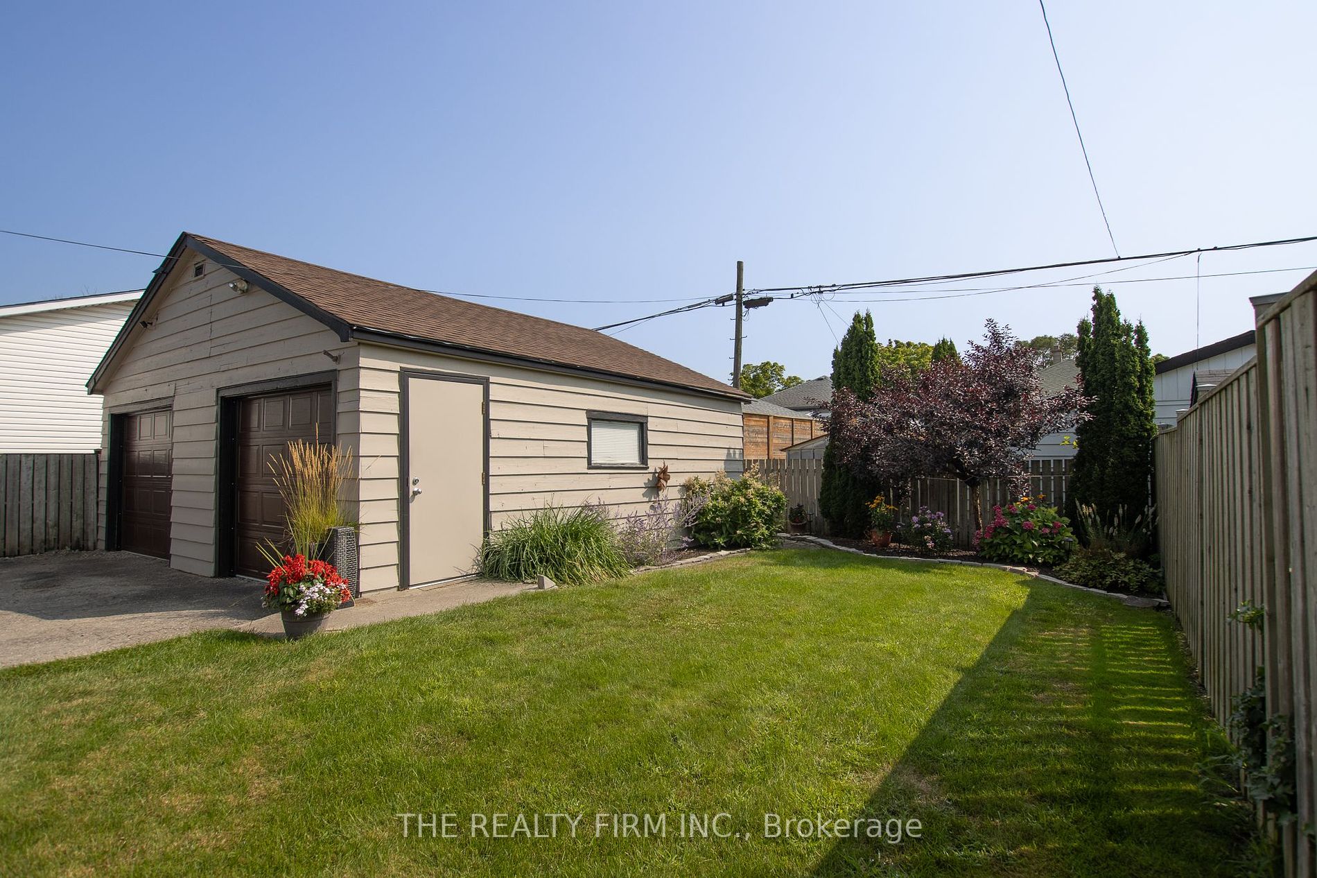 428 Saul St Property Photo 32