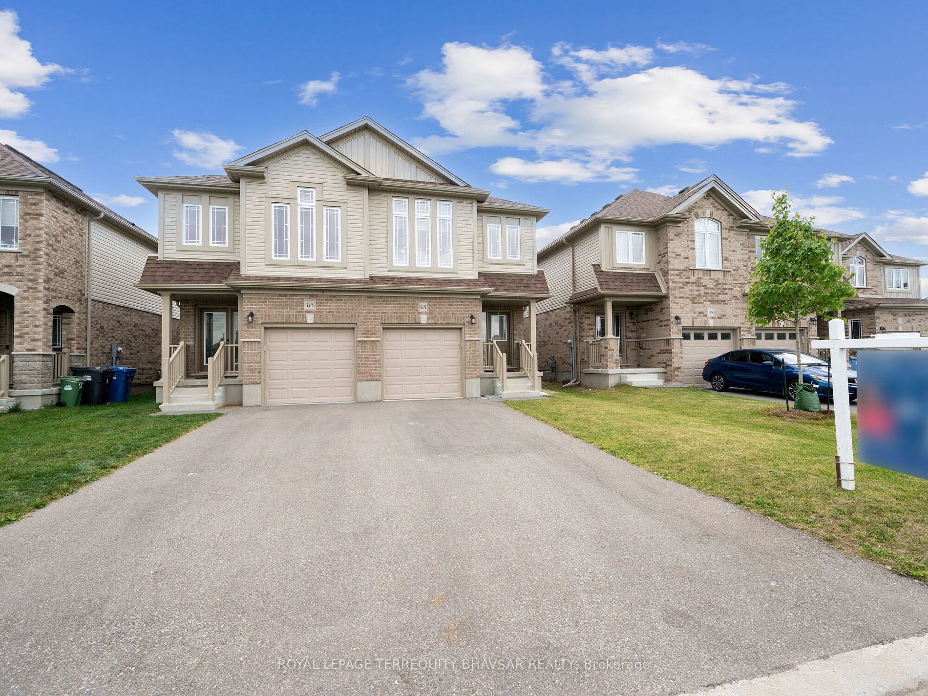 63 John Brabson Cres Property Photo 1