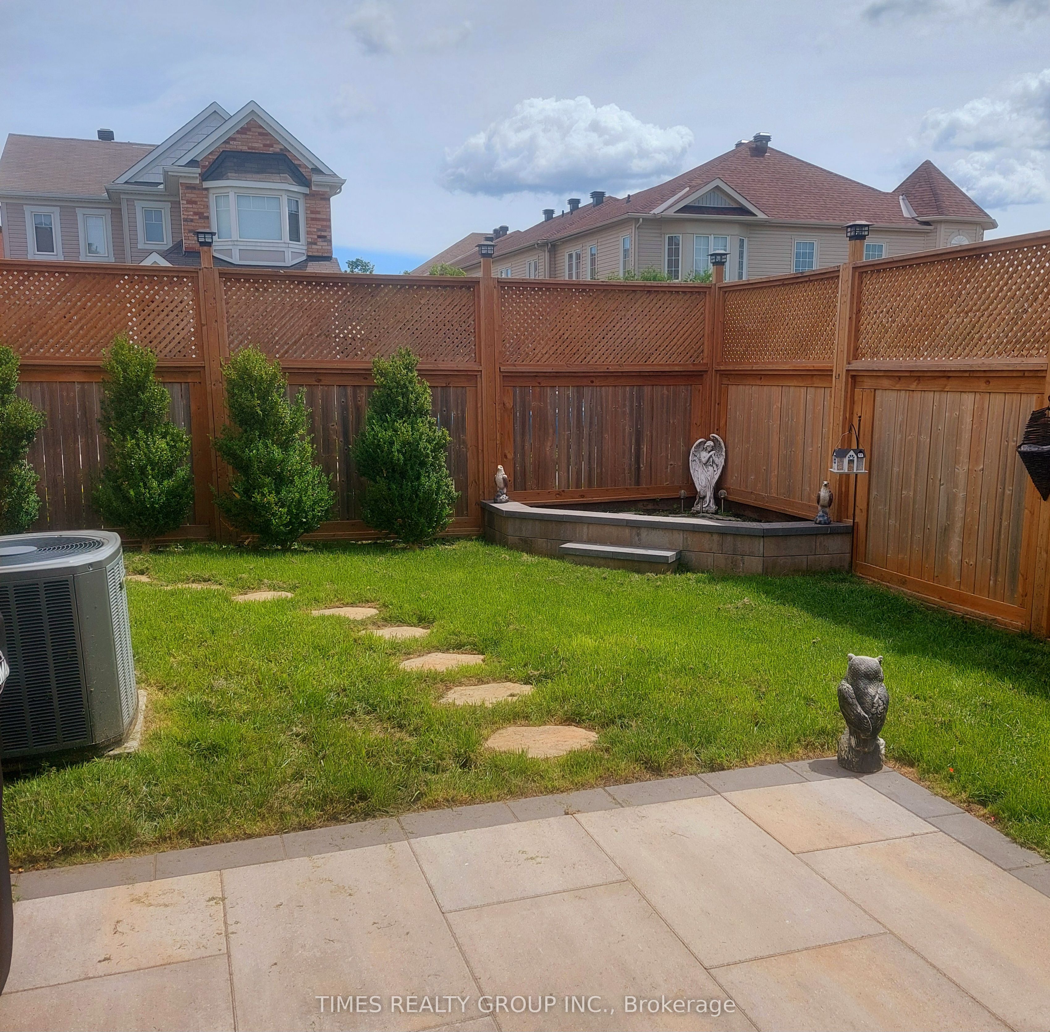 2200 Watercolours Way Property Photo 18