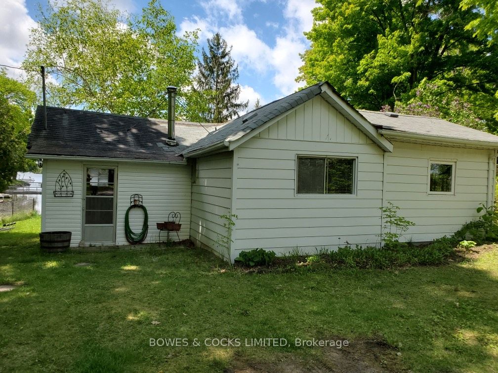 260 South Shores Rd Property Photo