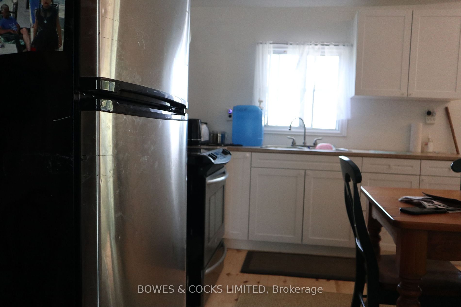 260 South Shores Rd Property Photo 5