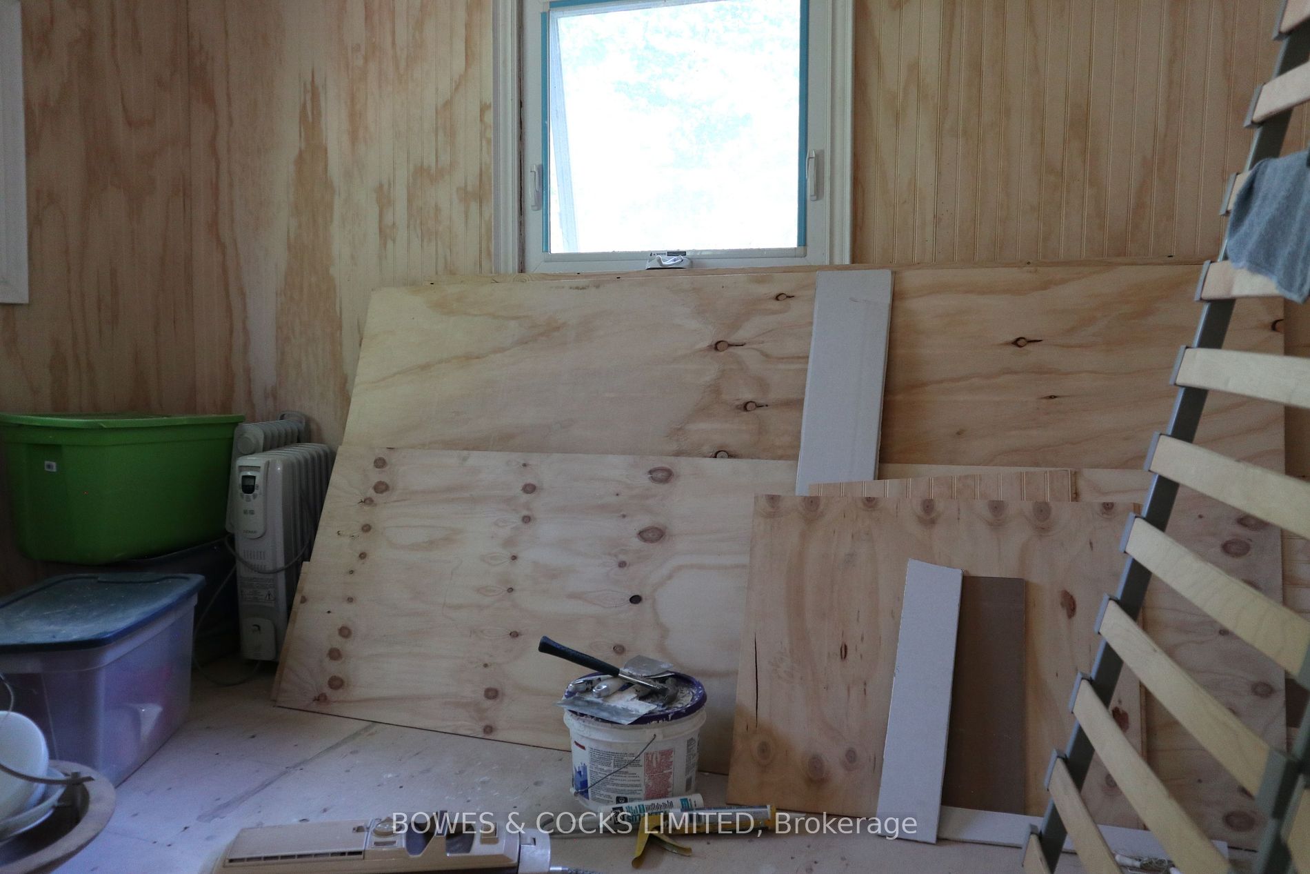 260 South Shores Rd Property Photo 7
