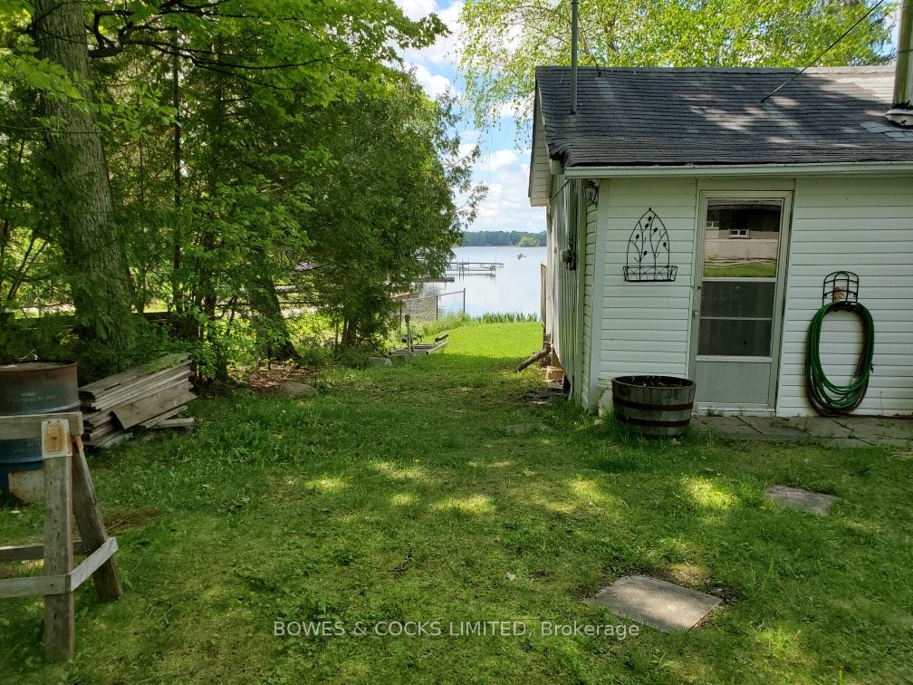 260 South Shores Rd Property Photo 11