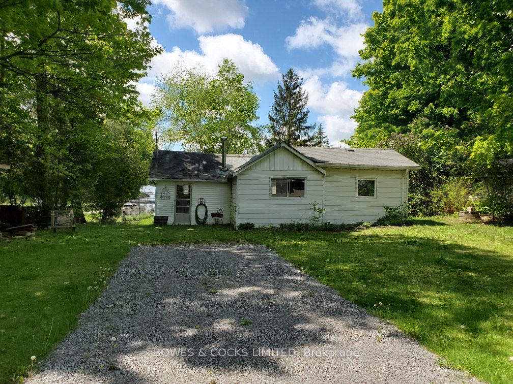260 South Shores Rd Property Photo 12