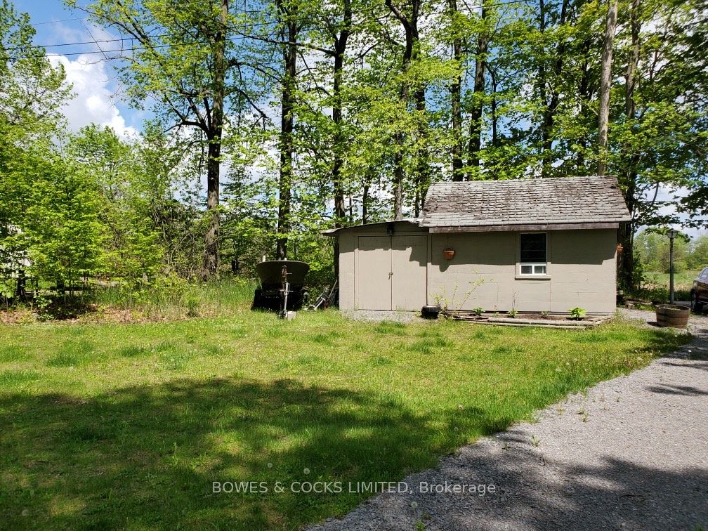 260 South Shores Rd Property Photo 14