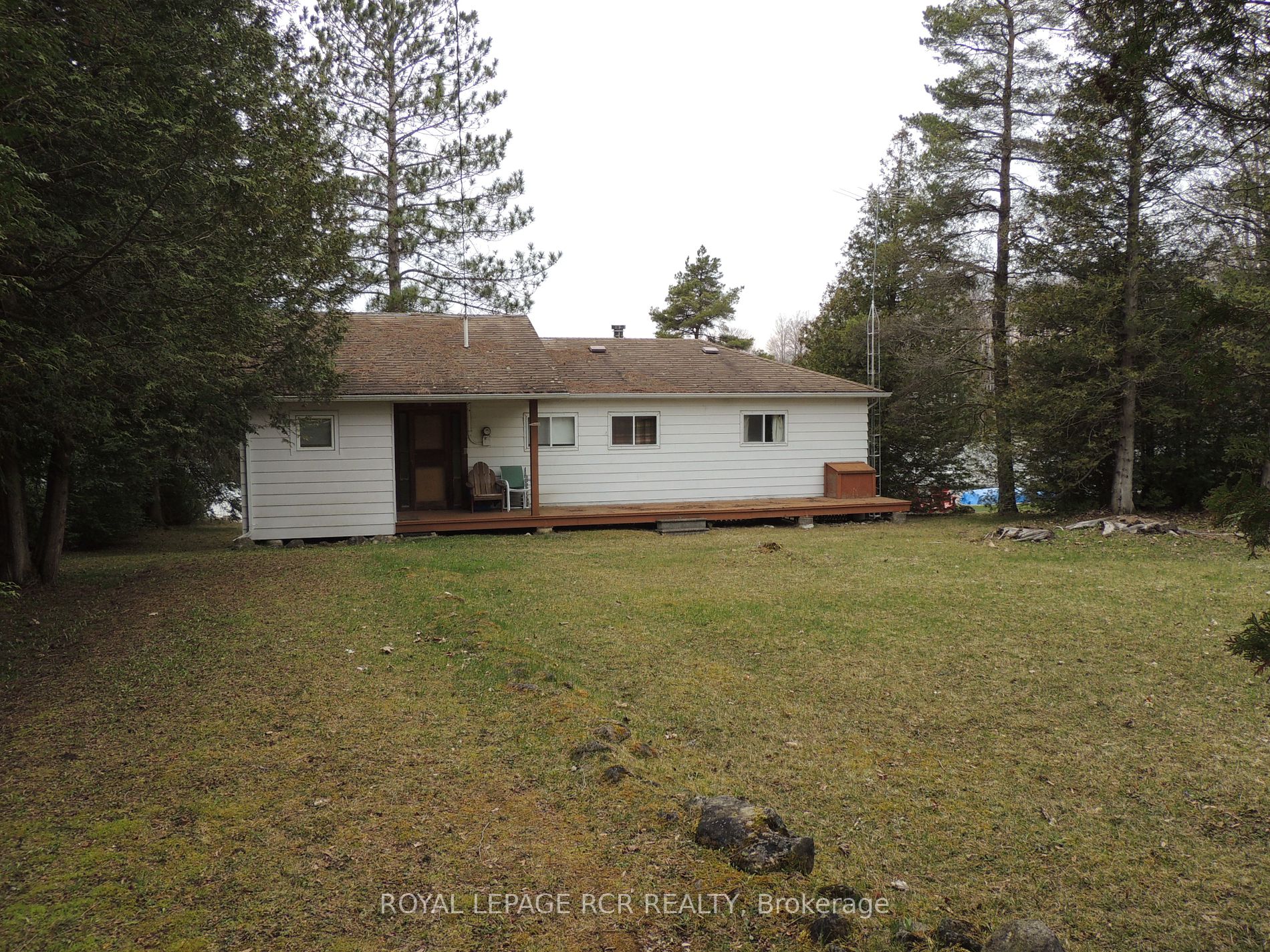 240 Point Rd Property Photo 15