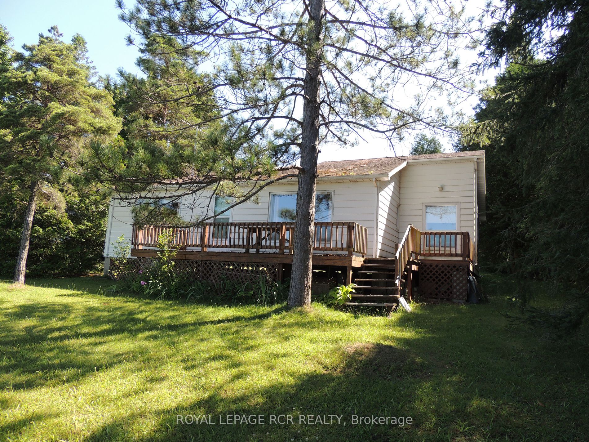 240 Point Rd Property Photo 17