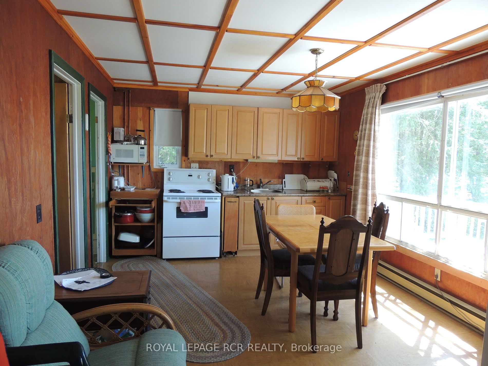 240 Point Rd Property Photo 22