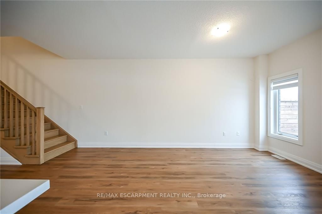14 Bayberry Lane Property Photo 5