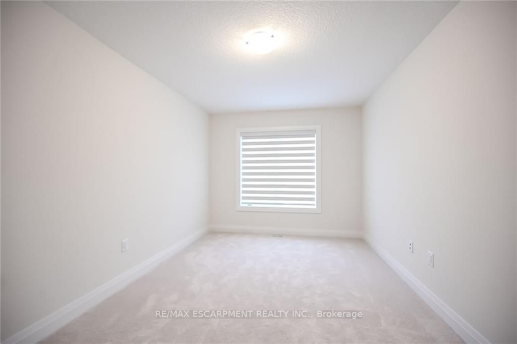 14 Bayberry Lane Property Photo 18