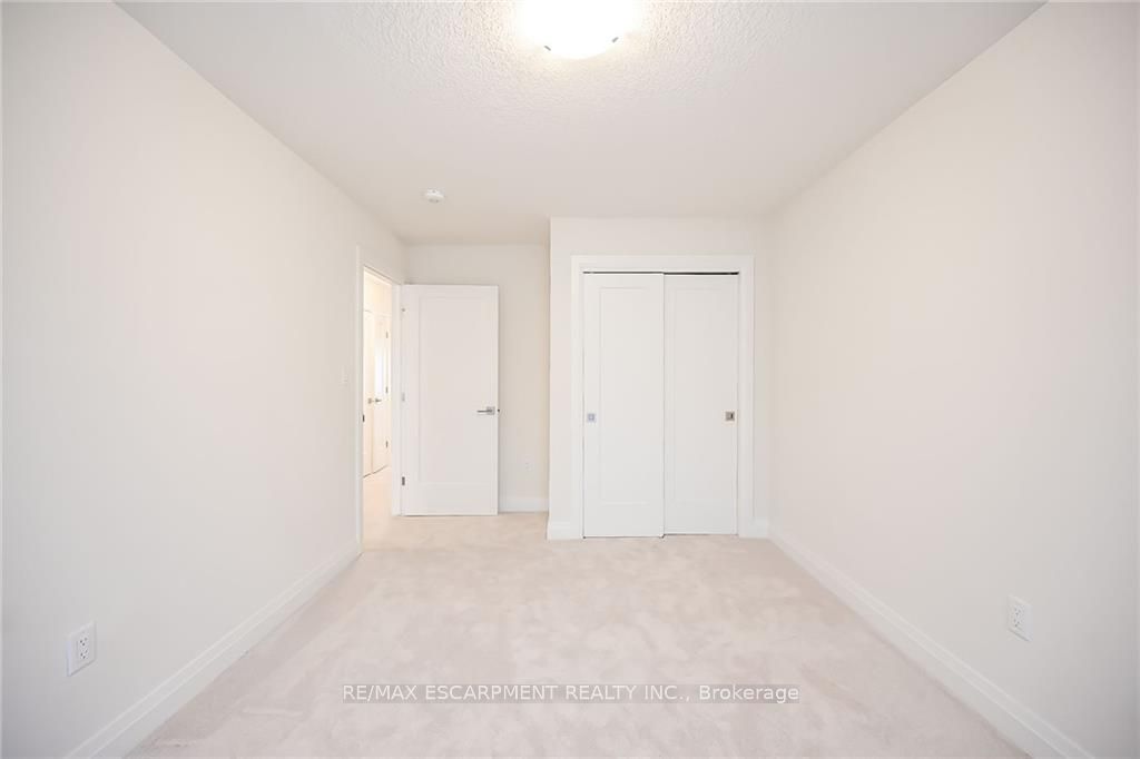 14 Bayberry Lane Property Photo 19