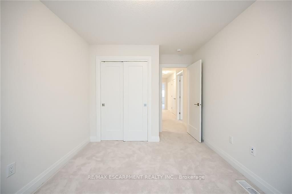 14 Bayberry Lane Property Photo 21