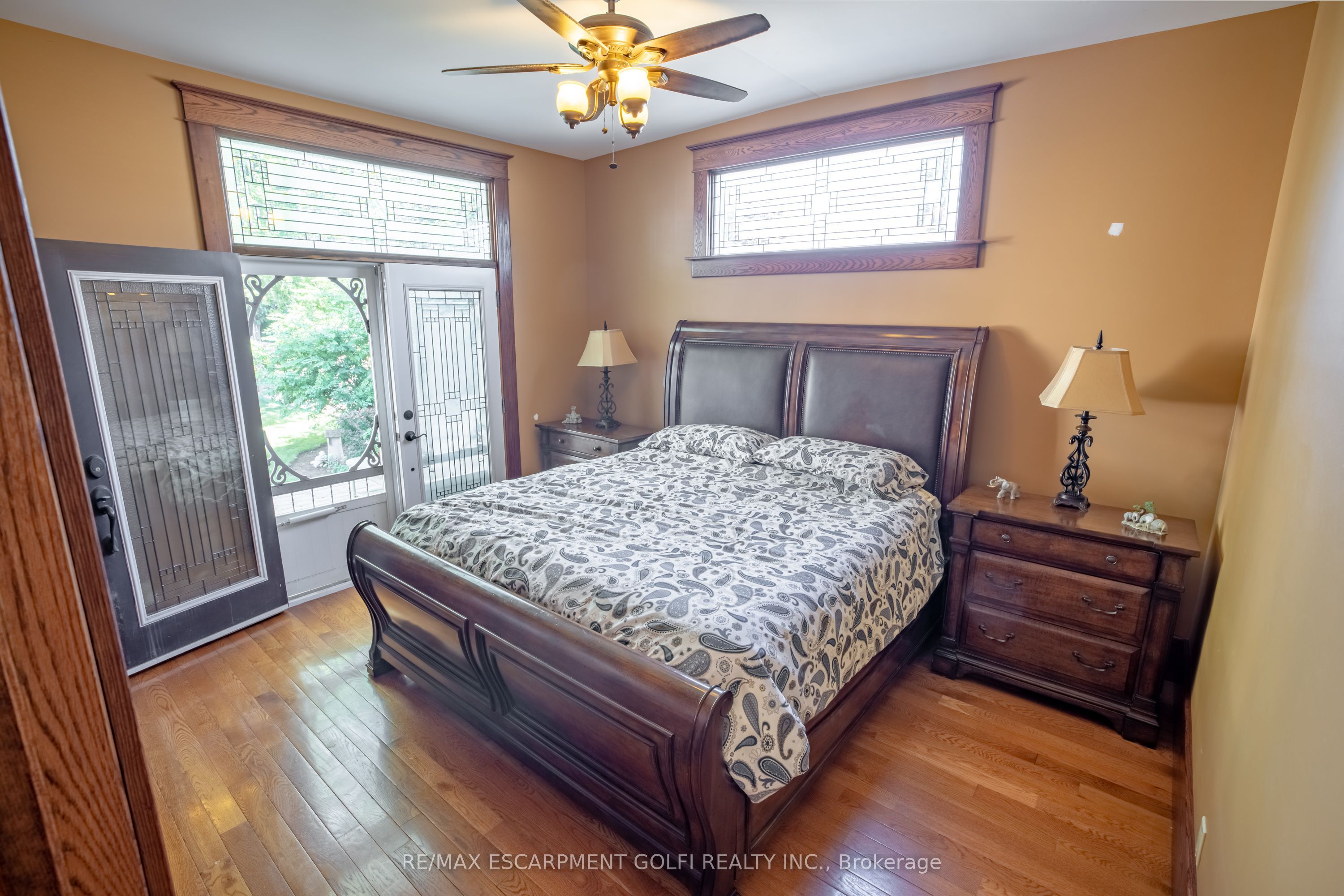 3952 Victoria Avenue Property Photo 13