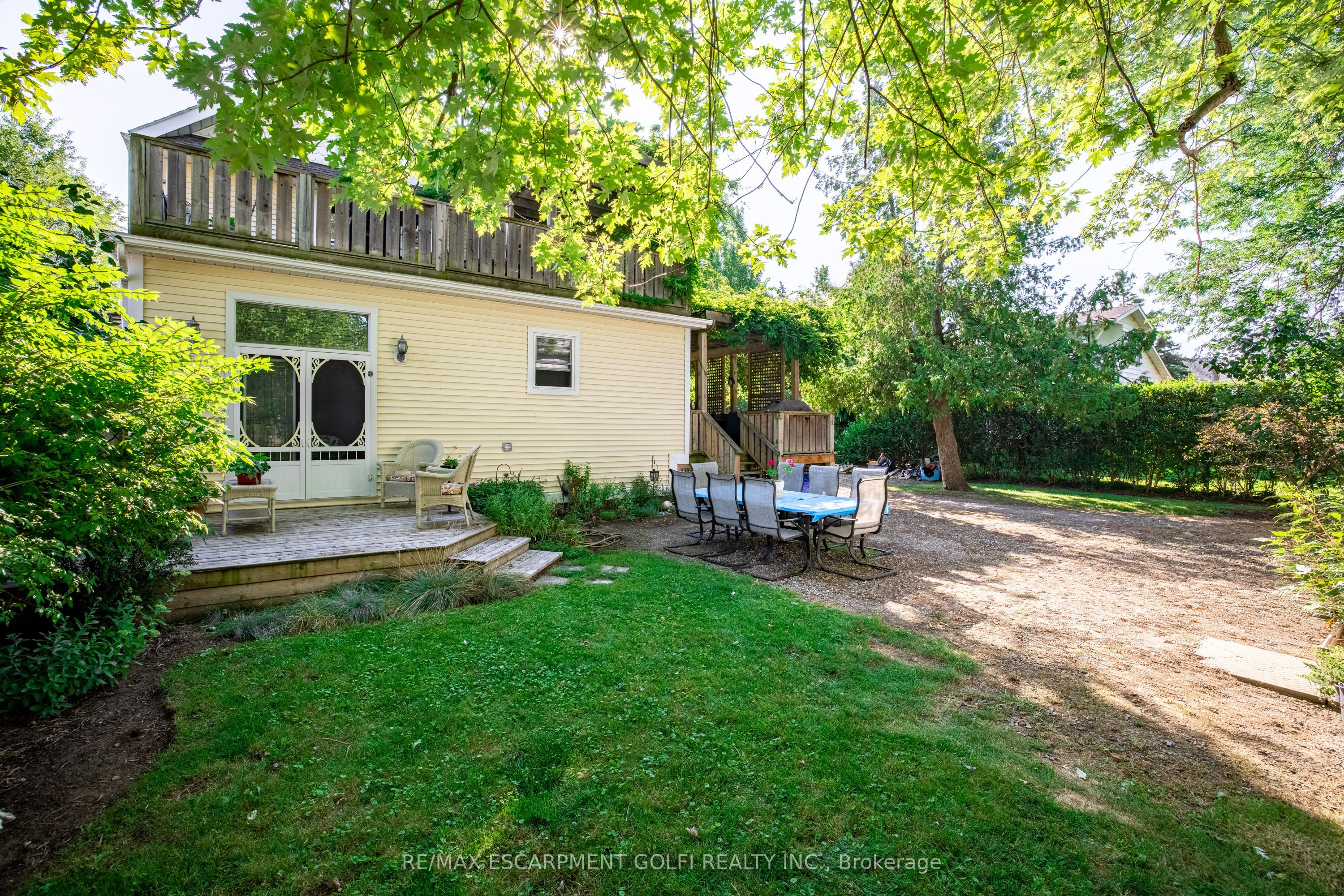 3952 Victoria Avenue Property Photo 24