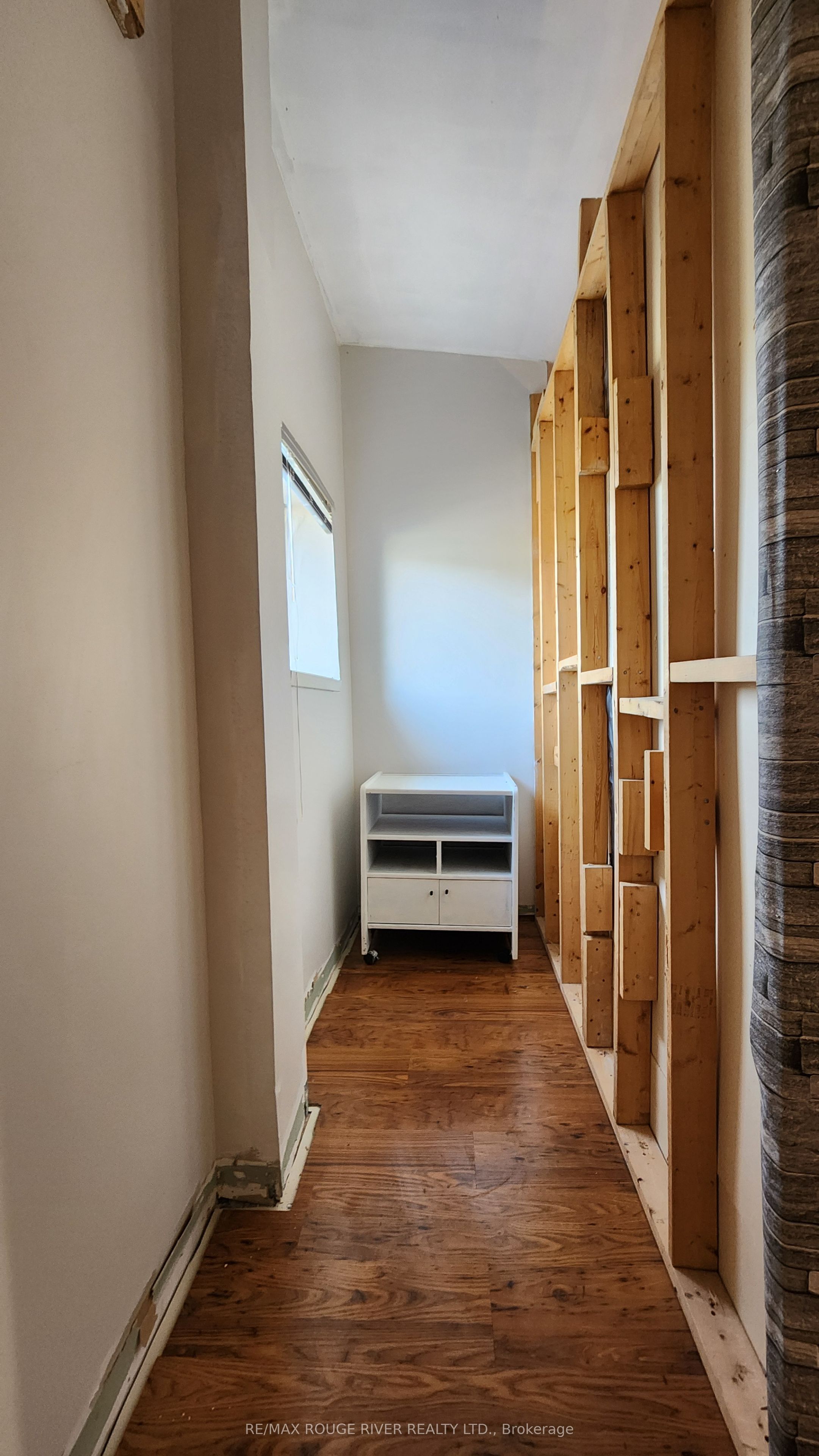 #10 - 41 John Street Property Photo 4