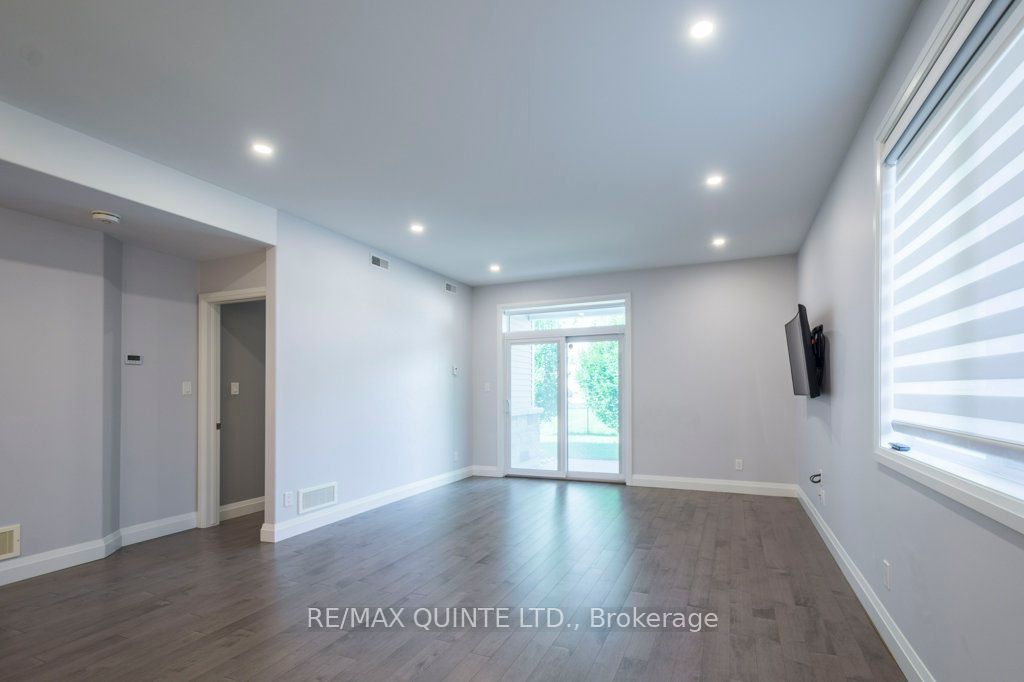30 Stinson Ave Property Photo 4