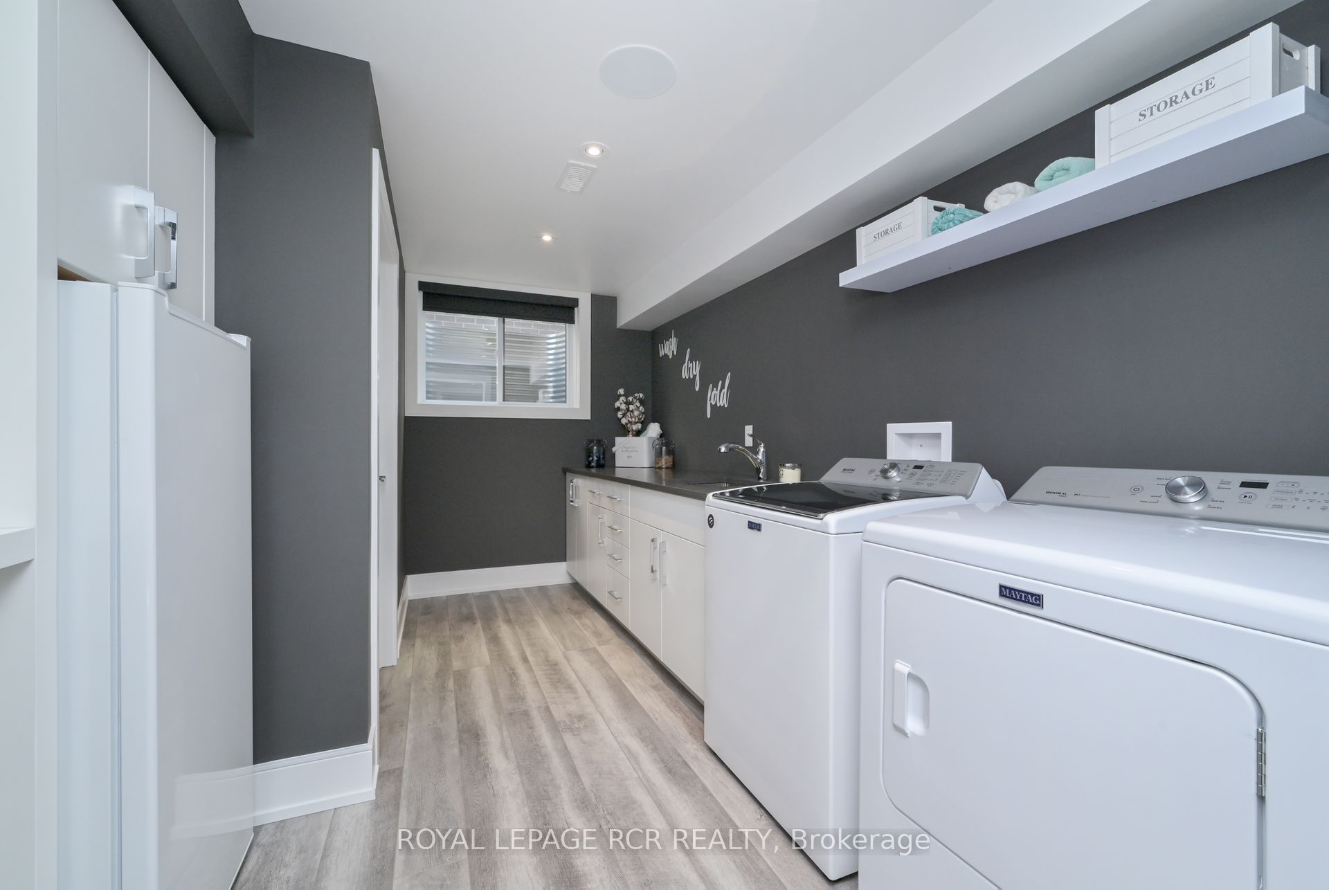 19 Dover Lane Property Photo 23