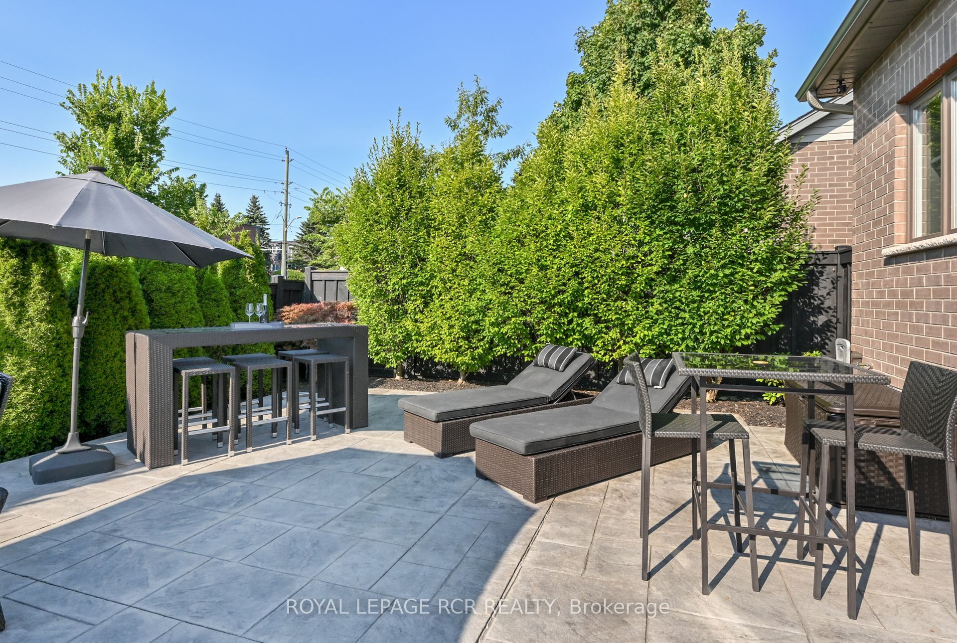 19 Dover Lane Property Photo 27