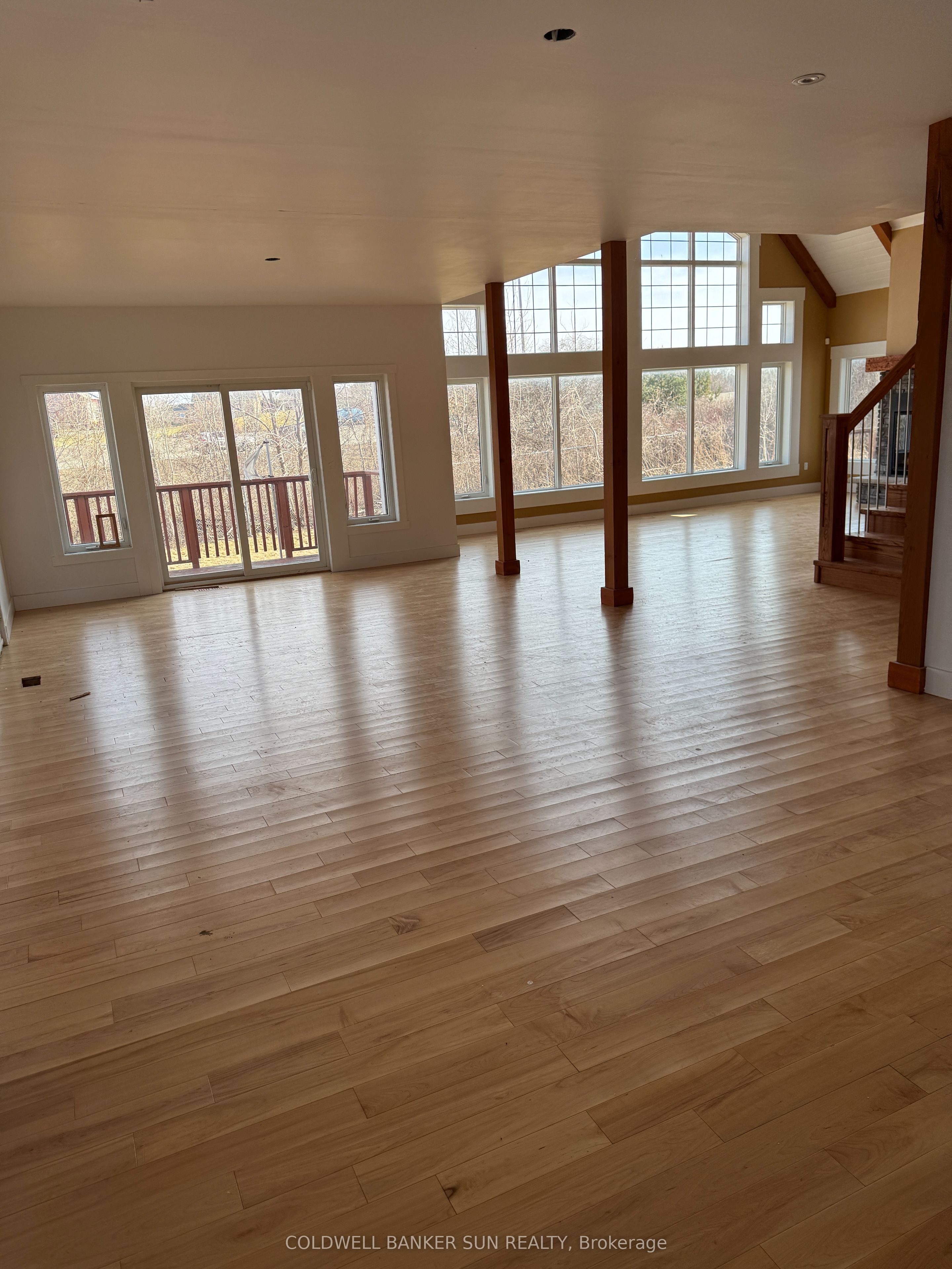 560 Athlone Ave Property Photo 23