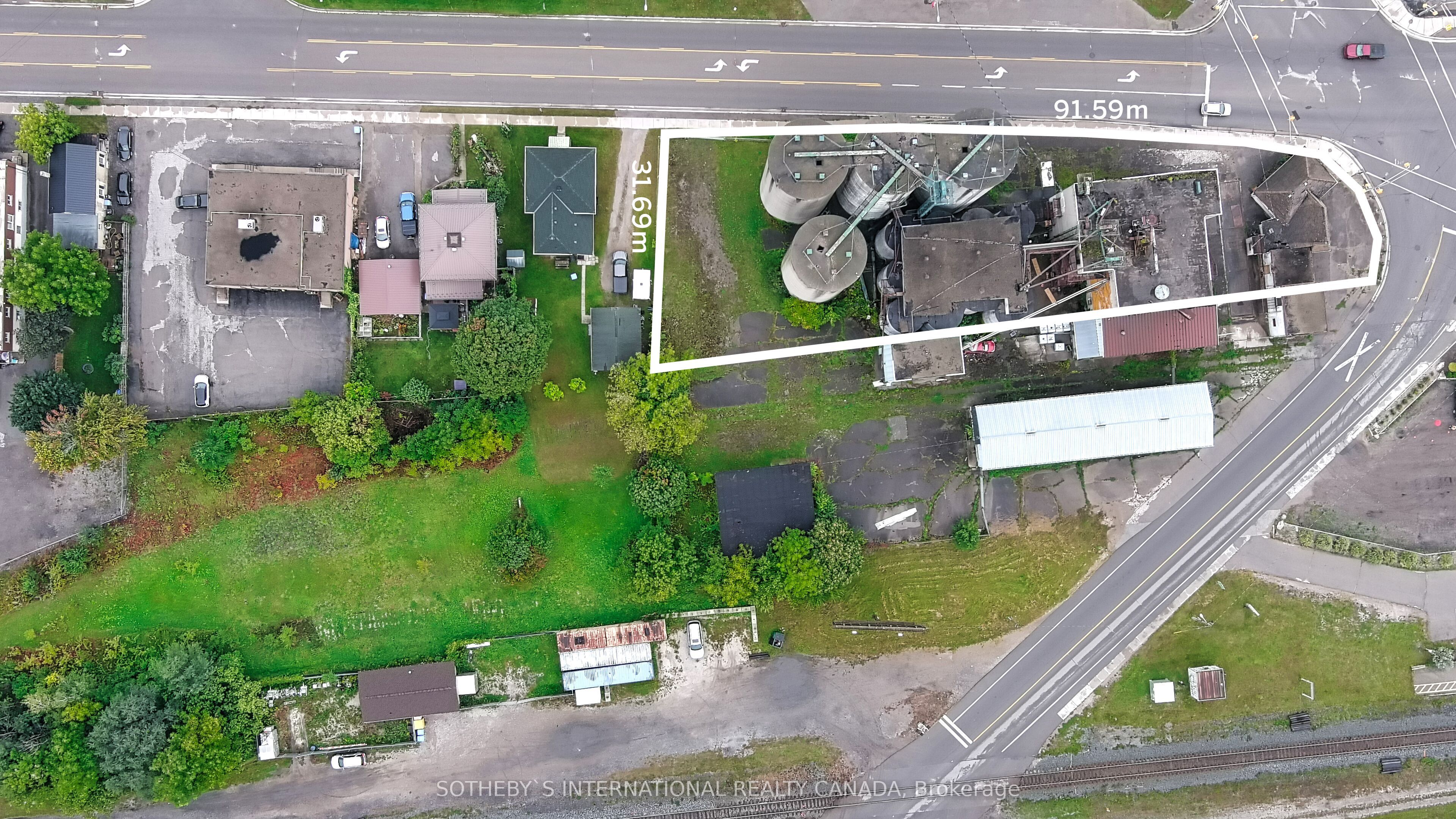 62 Albert Street Property Photo 2