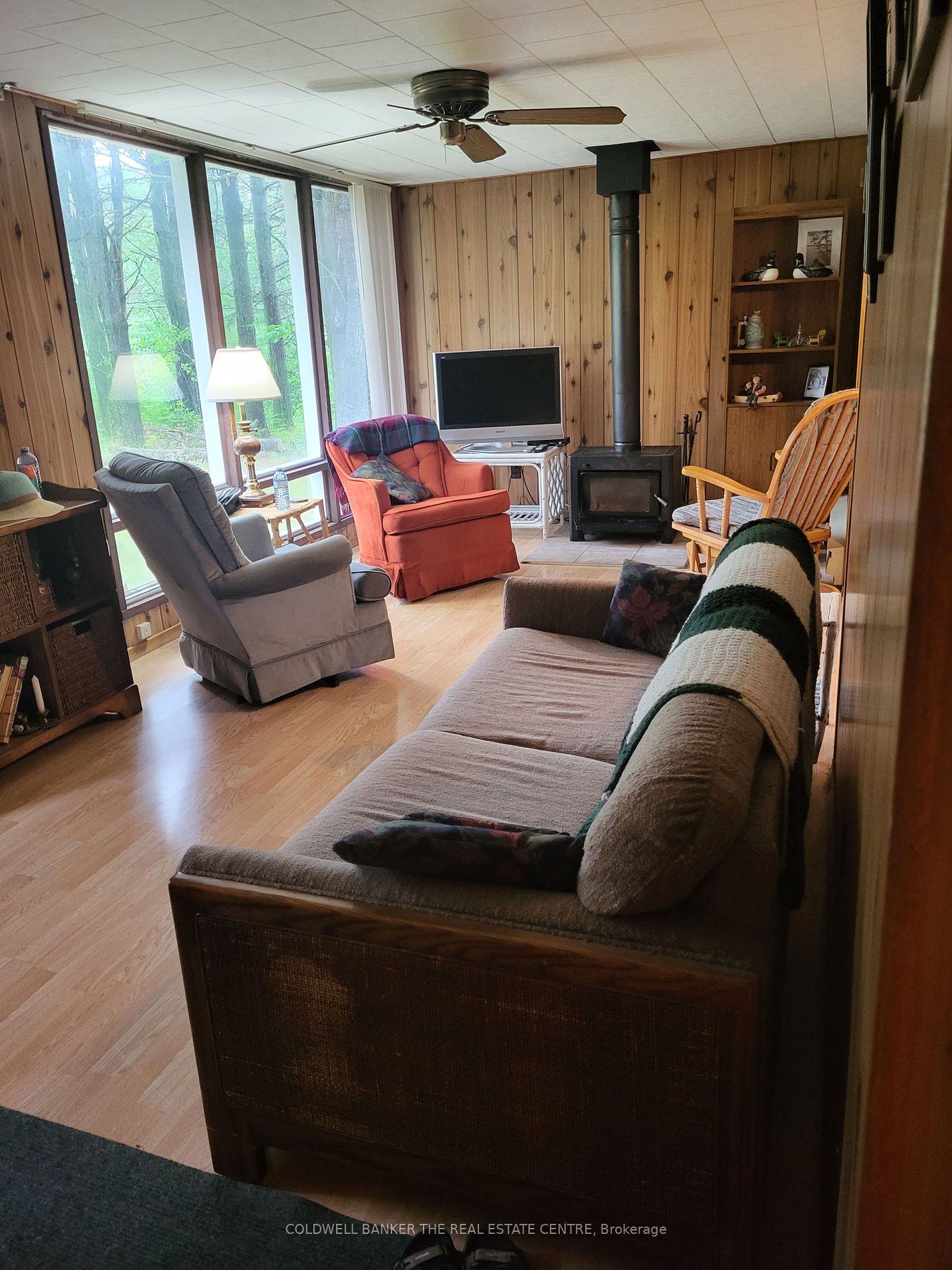 1077 Thomas Rd Property Photo 15