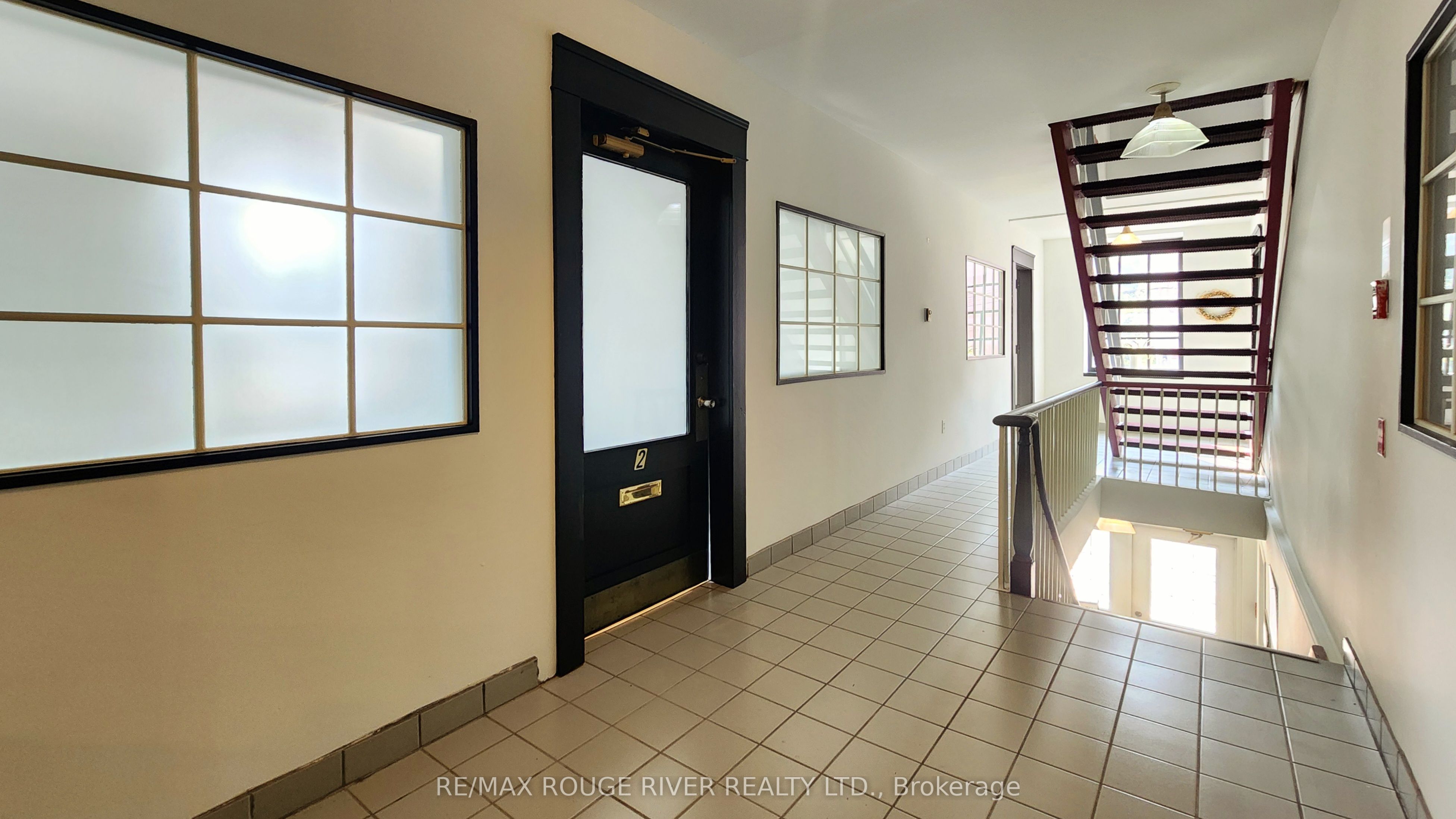 #2 - 41 John Street Property Photo 3