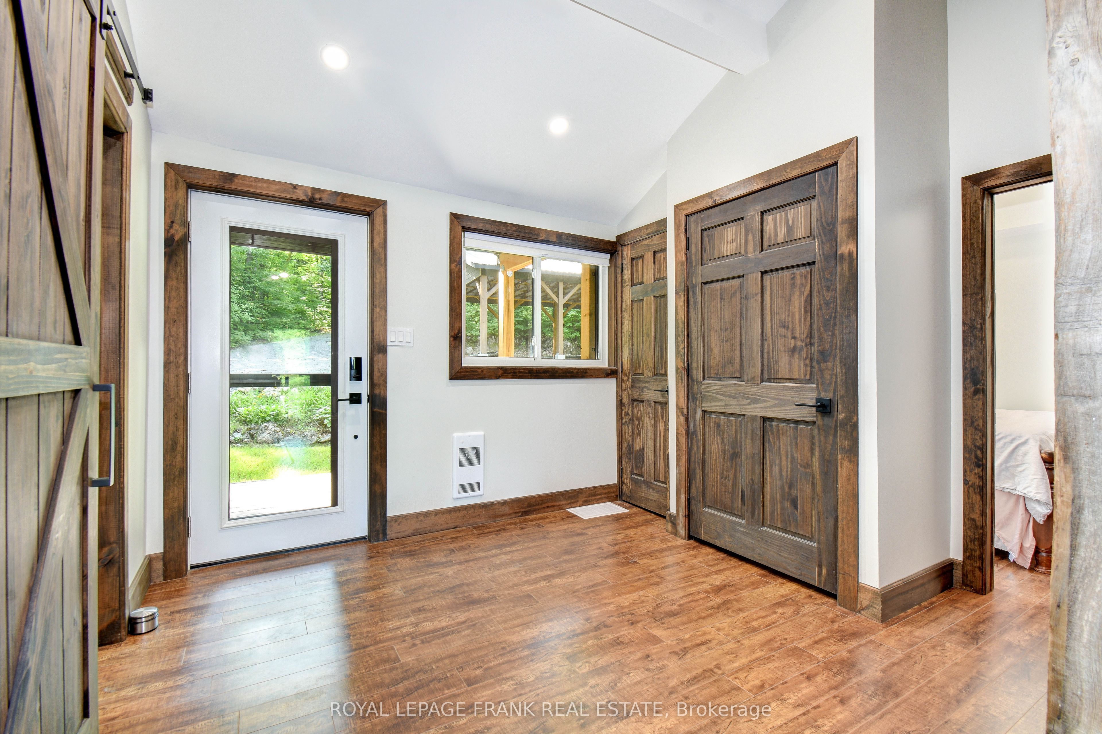 1031 Calder Lane N/a Property Photo 8