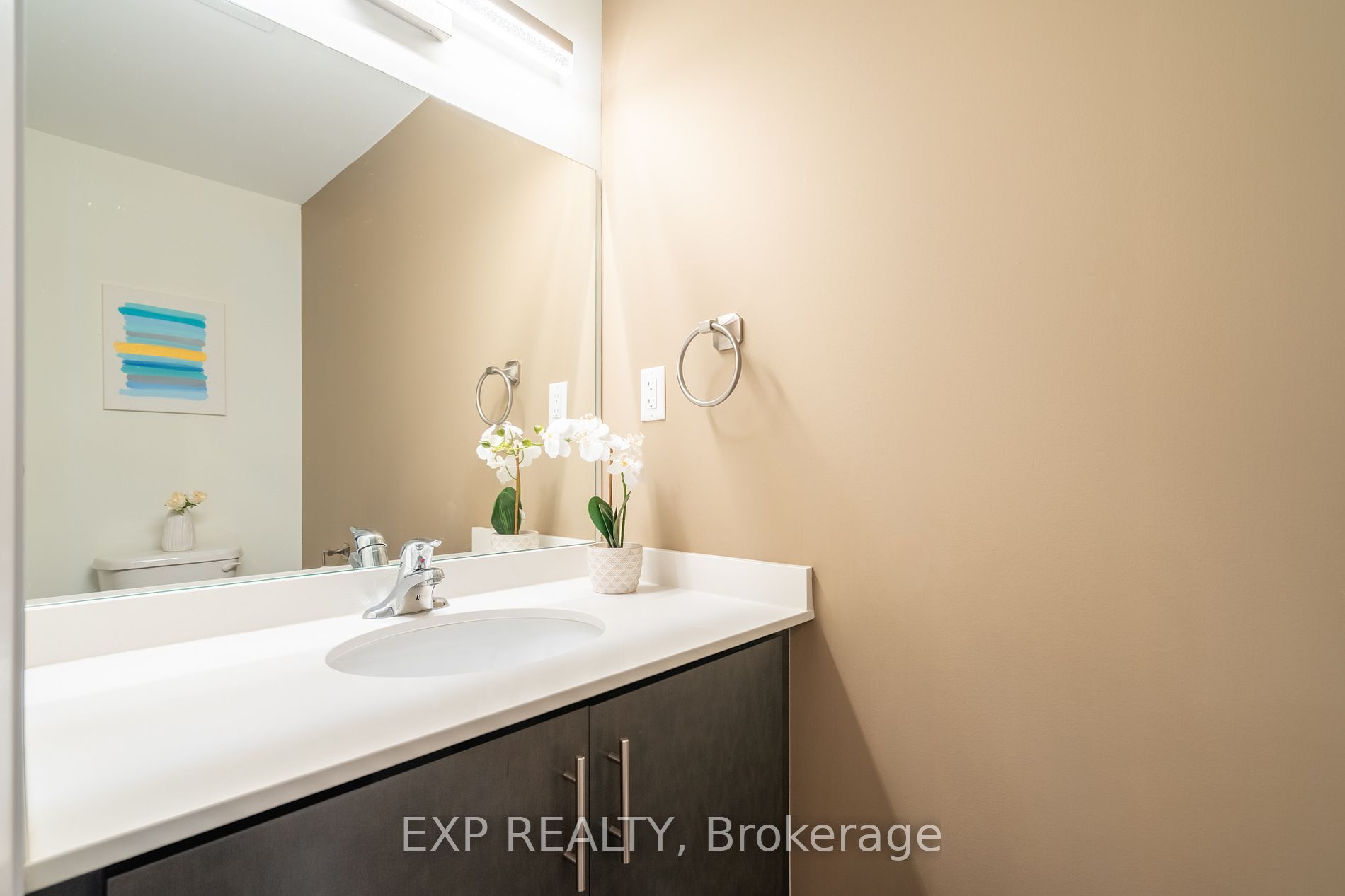 4 Concord Pl 4 Property Photo 14