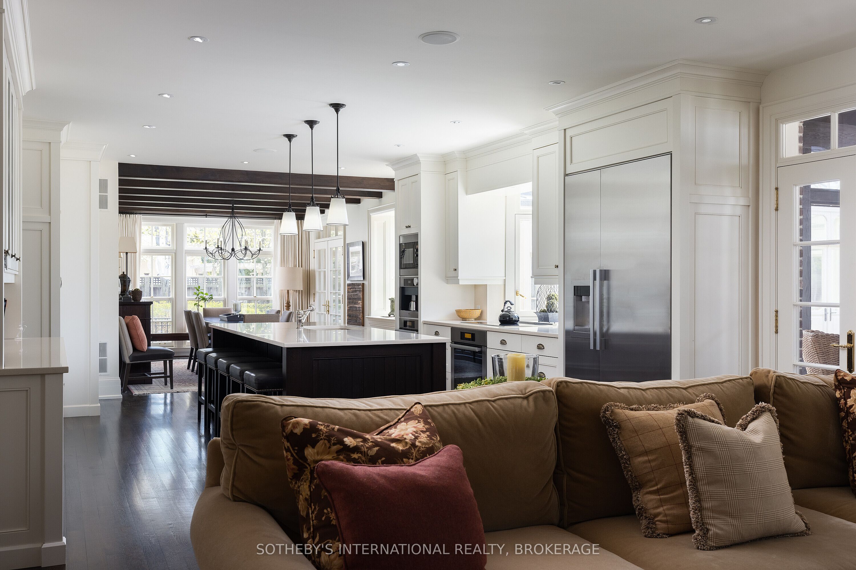472 Gage Street Property Photo 11