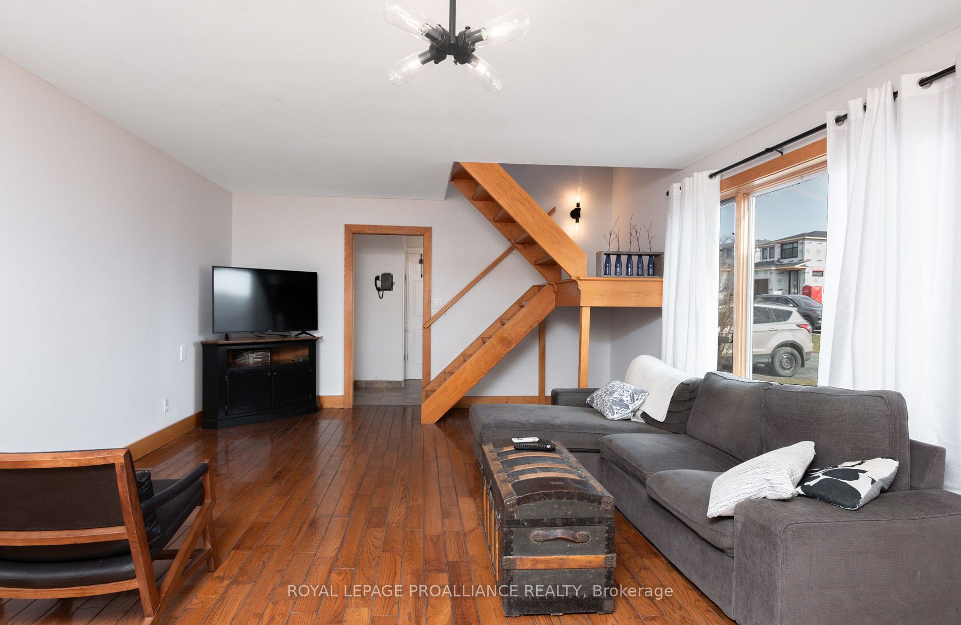 1311 Turnbull Way Property Photo 8