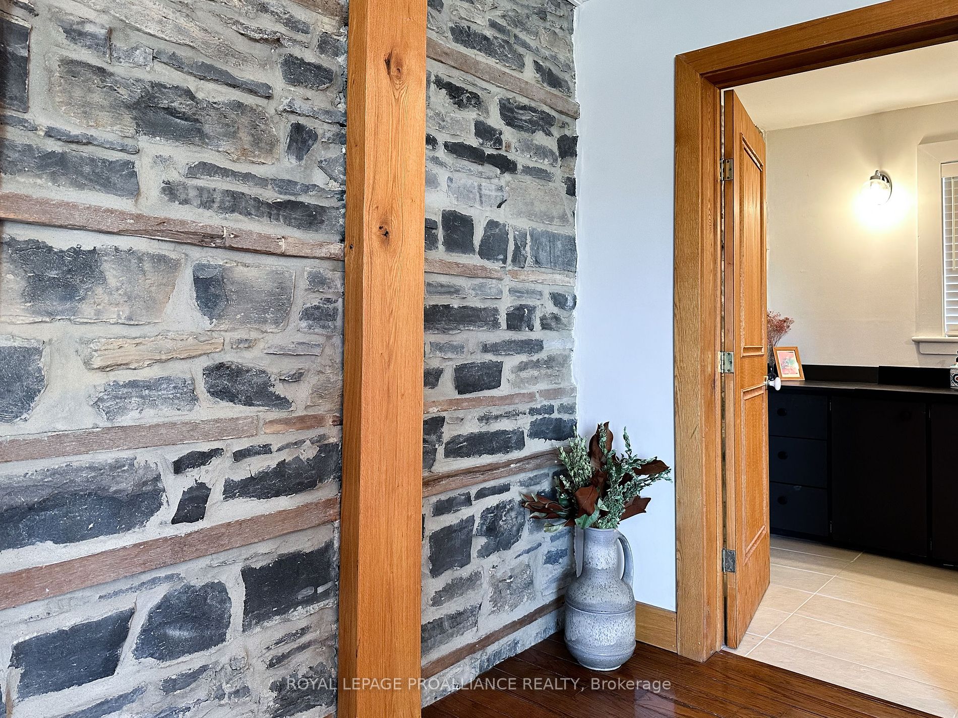 1311 Turnbull Way Property Photo 10