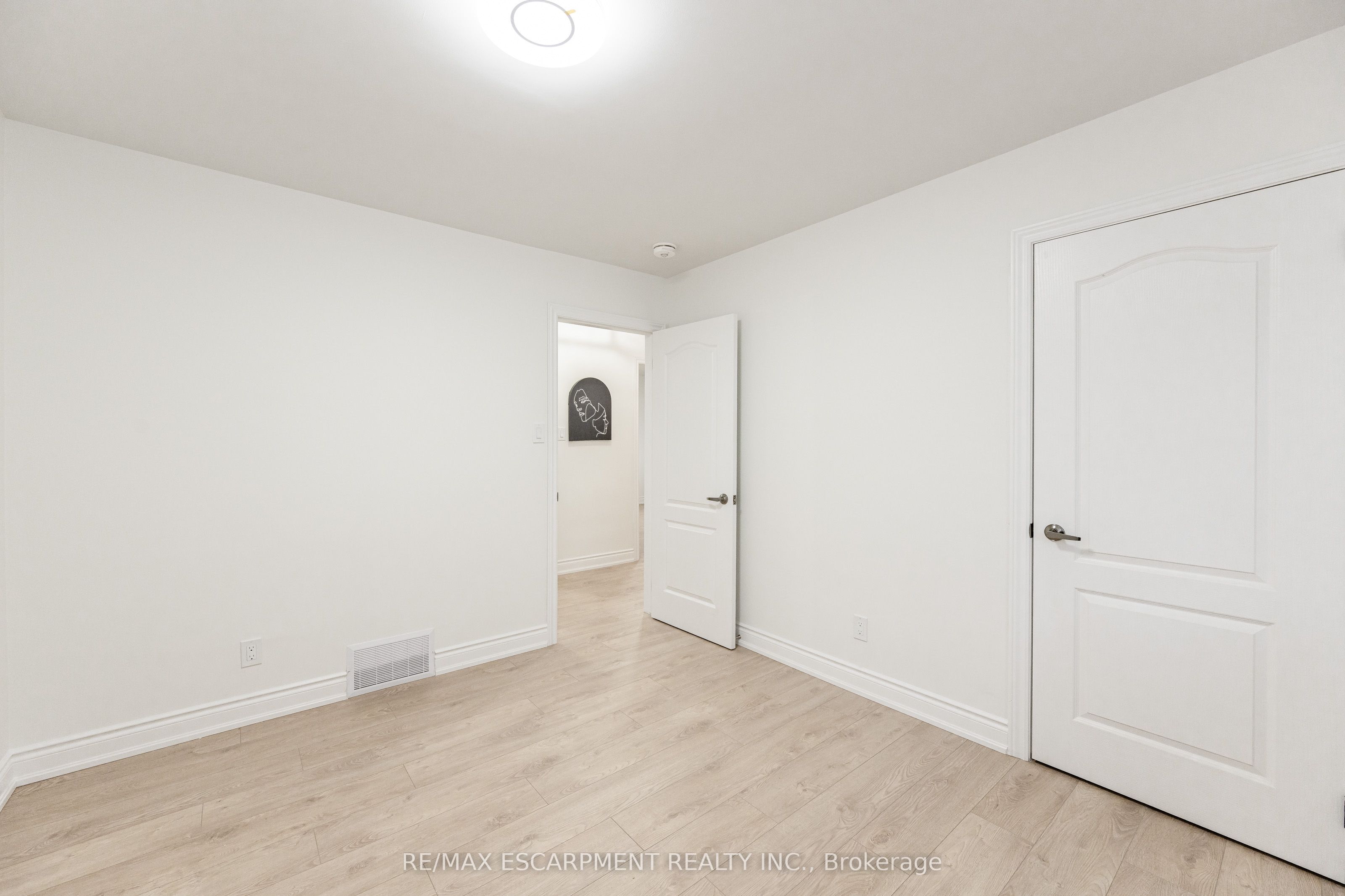 3045 Portage Road Property Photo 10