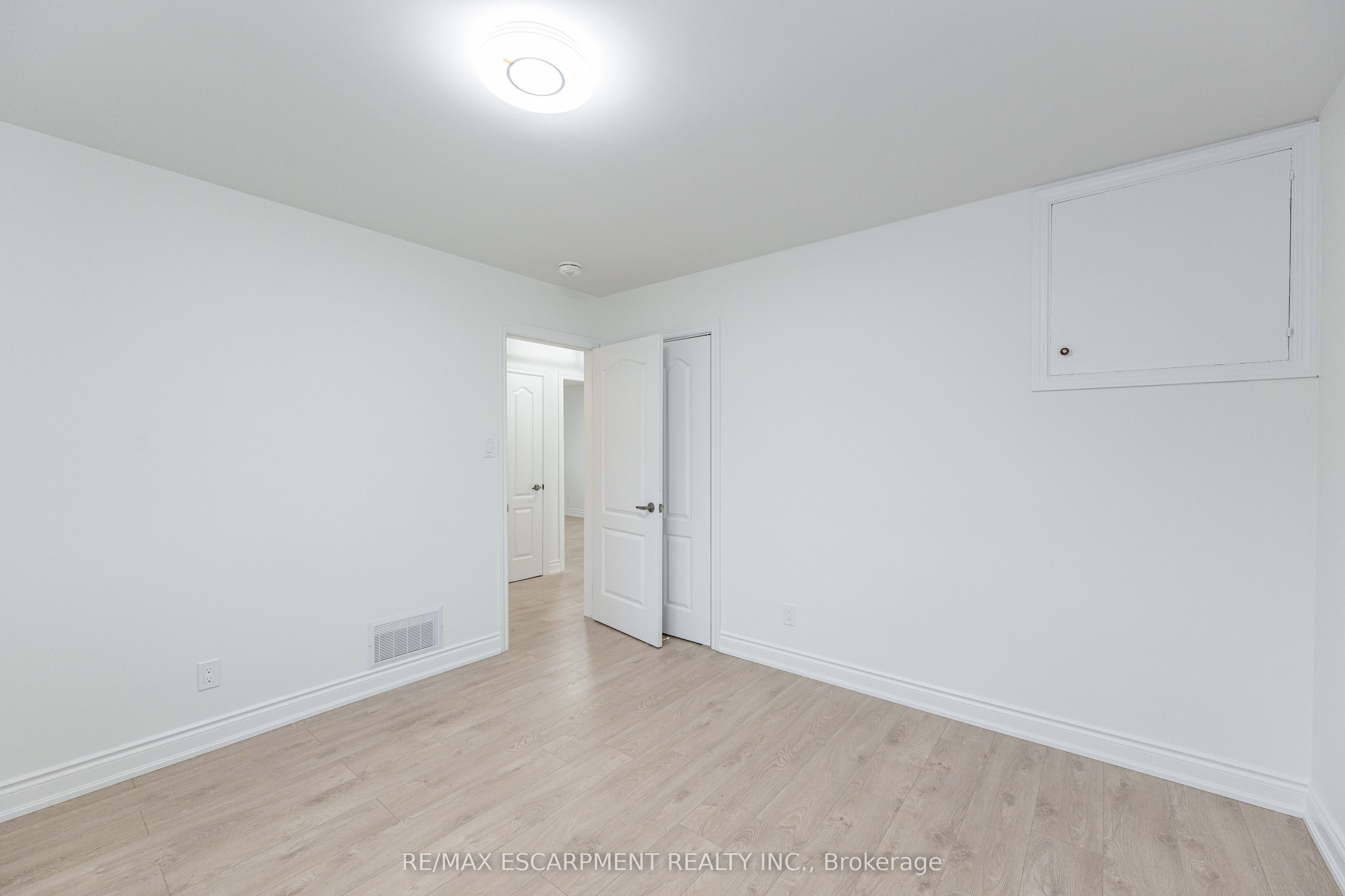 3045 Portage Road Property Photo 12