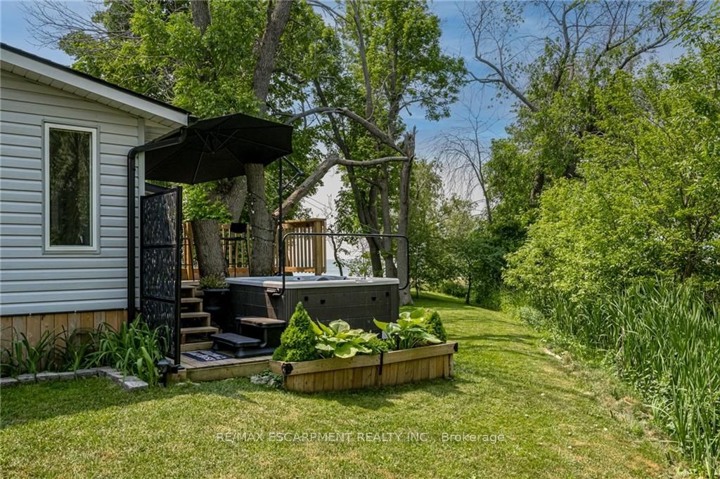 71 Lakeshore Rd Property Photo 19