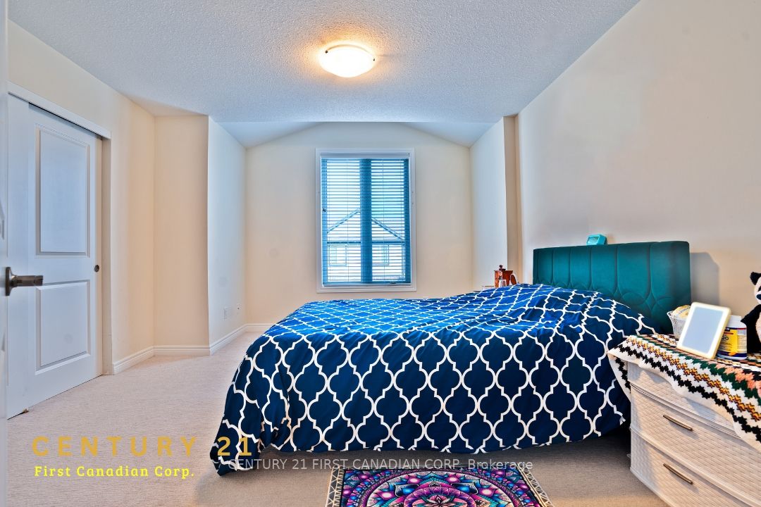 7768 Ascot Circ 67 Property Photo 5